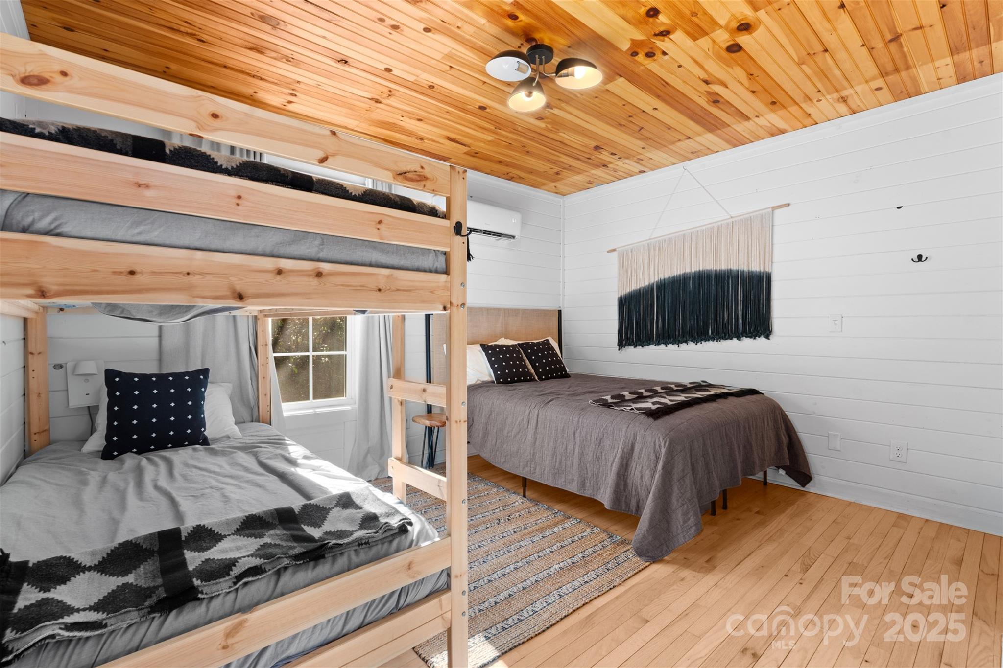 68 Bear Den Mountain View Drive — Spruce Pine