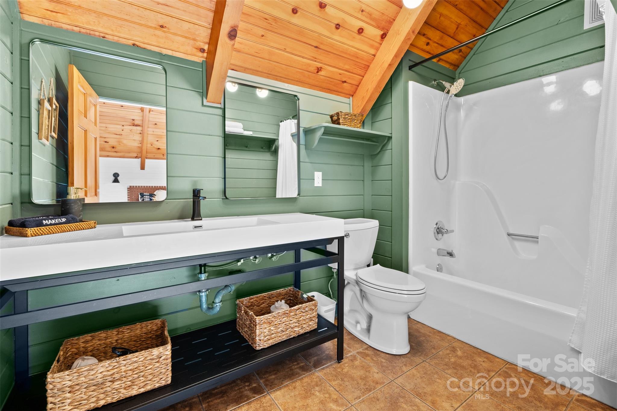 68 Bear Den Mountain View Drive — Spruce Pine