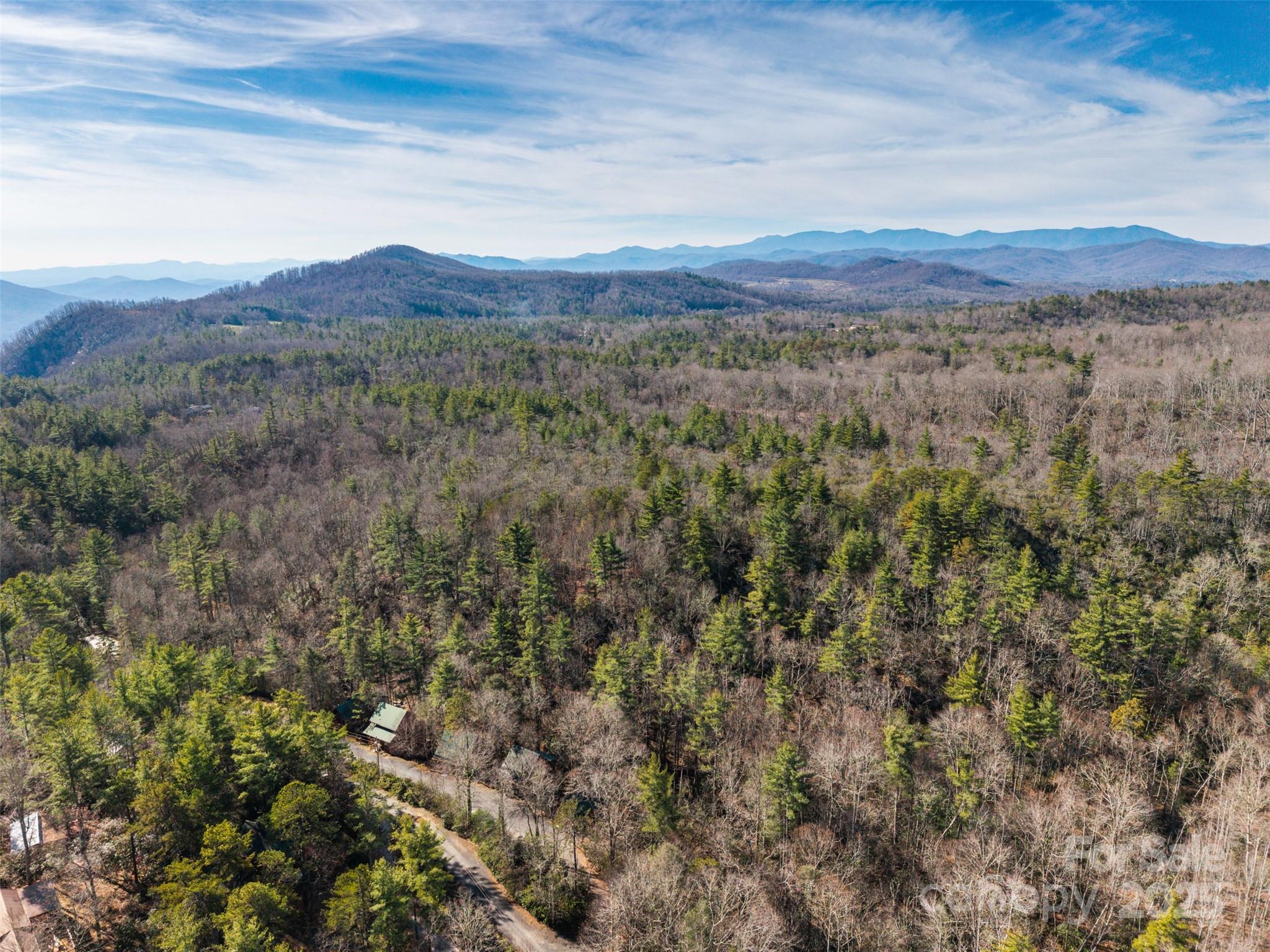 68 Bear Den Mountain View Drive — Spruce Pine