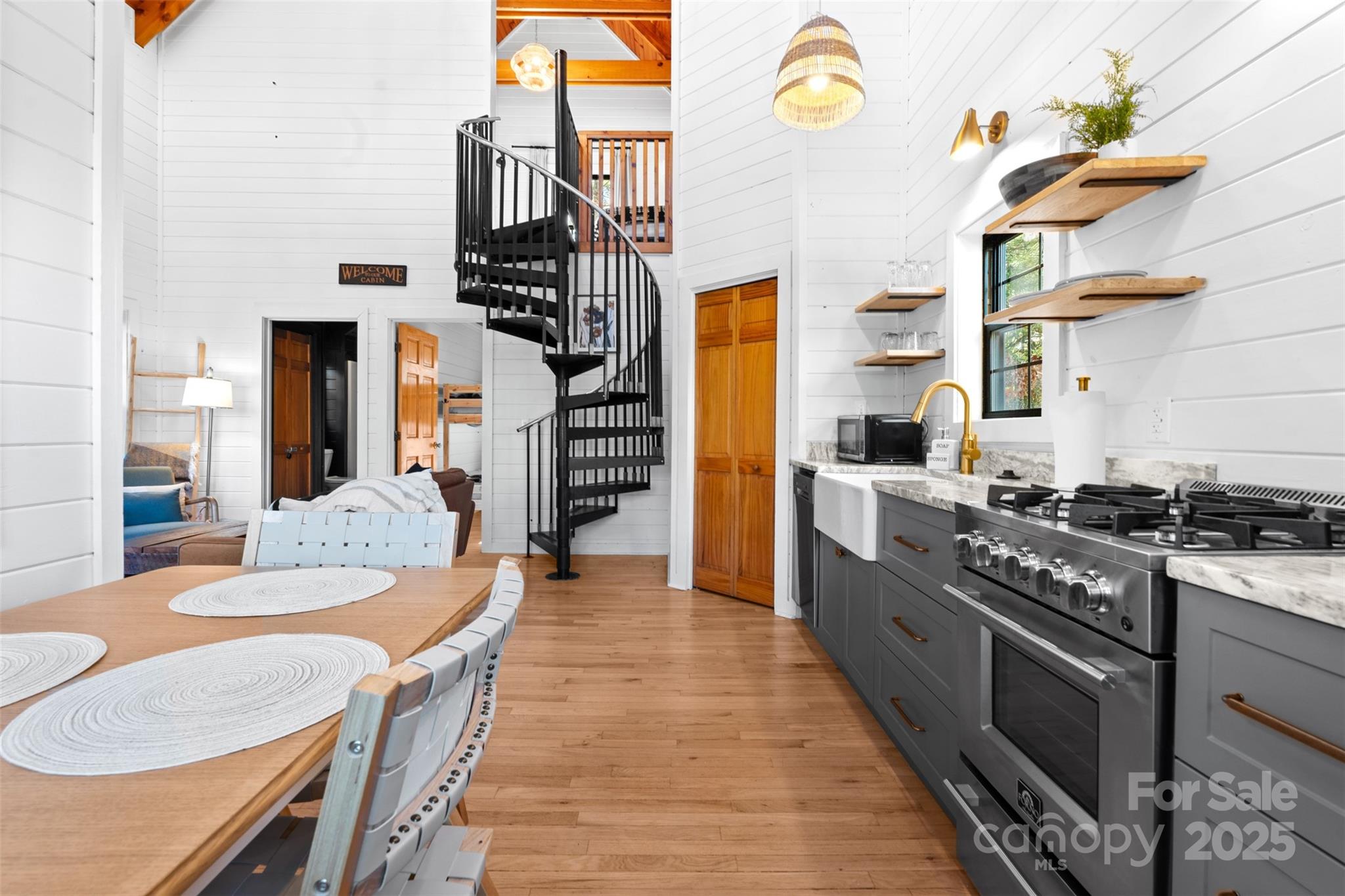 68 Bear Den Mountain View Drive — Spruce Pine