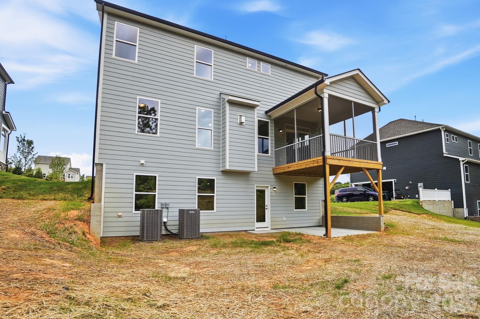 1367 Knob Creek Drive — Gastonia