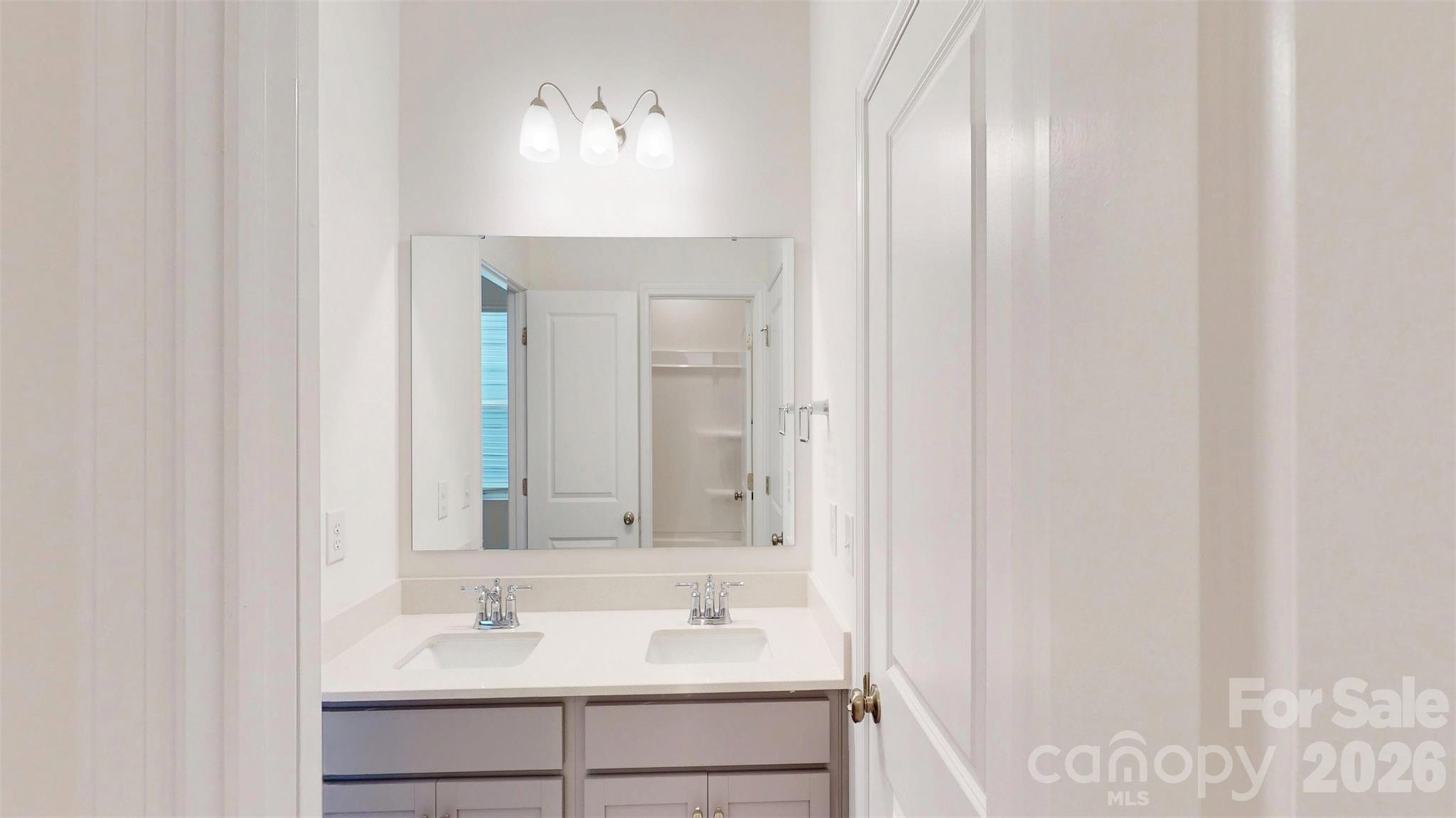 1320 Fremont Drive — Wingate