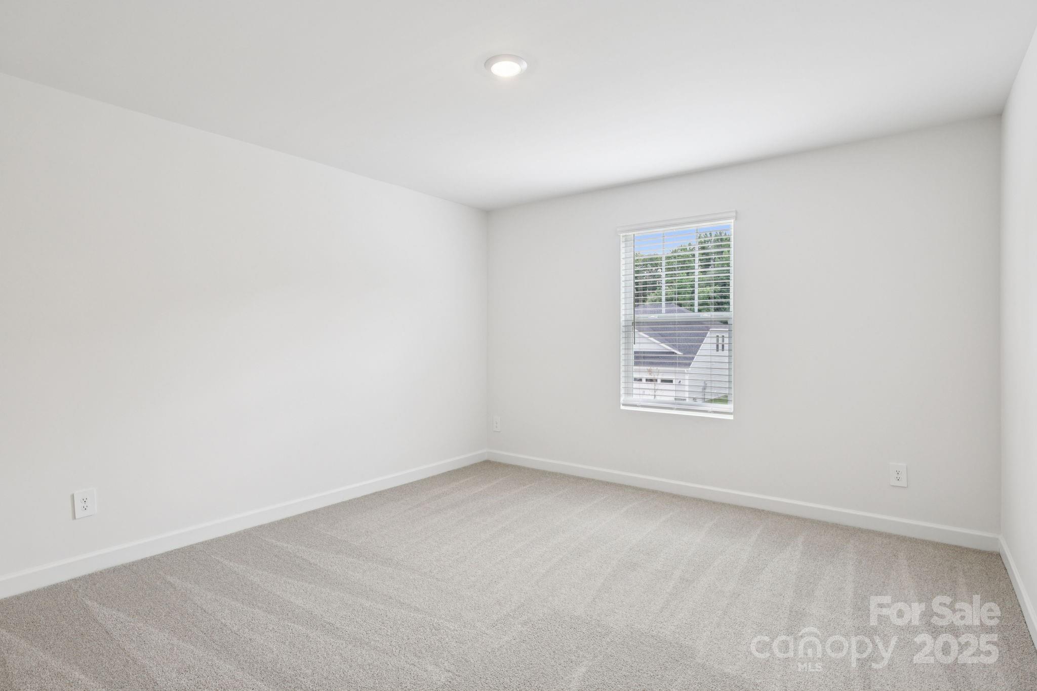 837 Santina Avenue — York