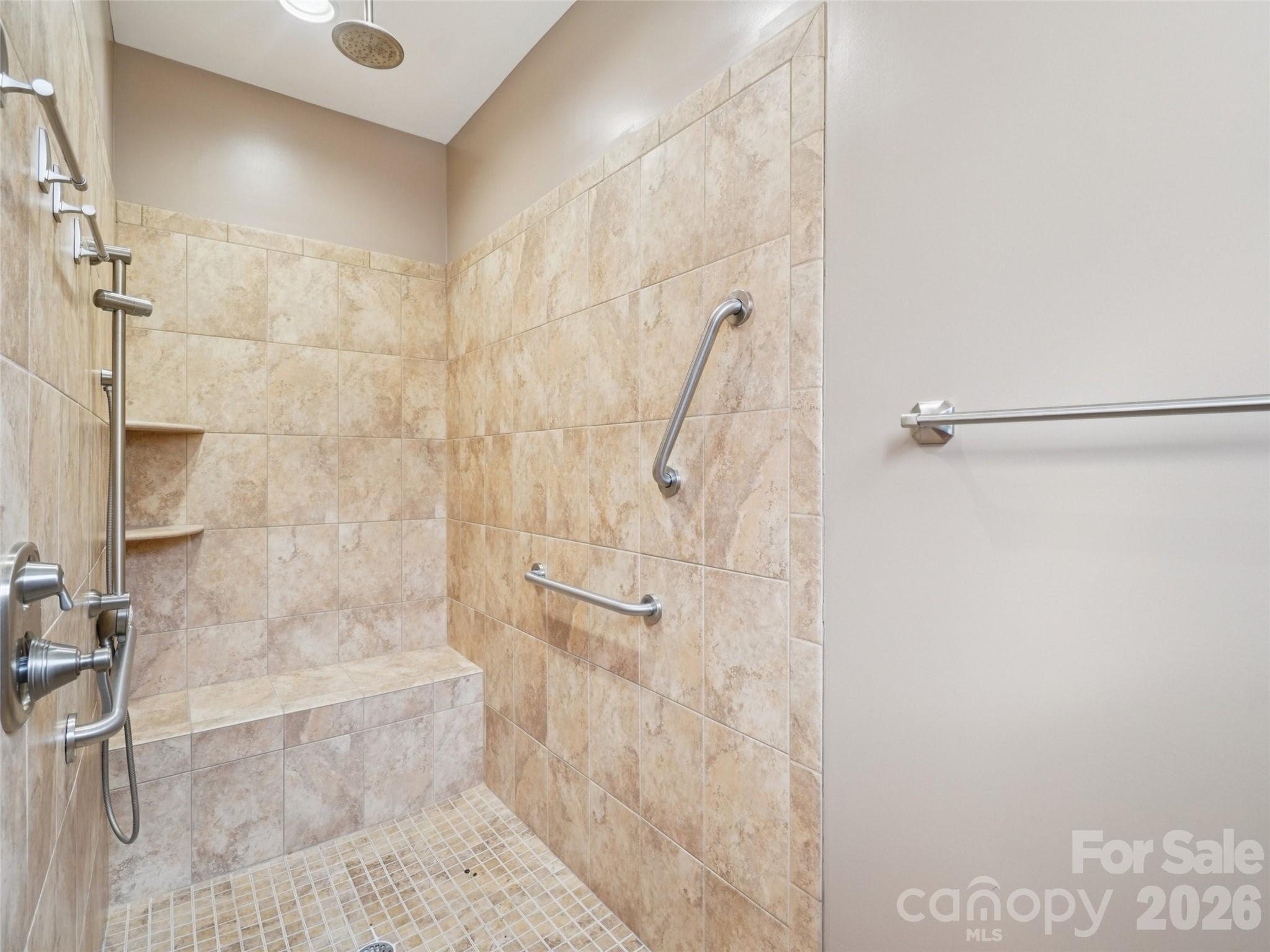 959 Silverglen Way — Hendersonville