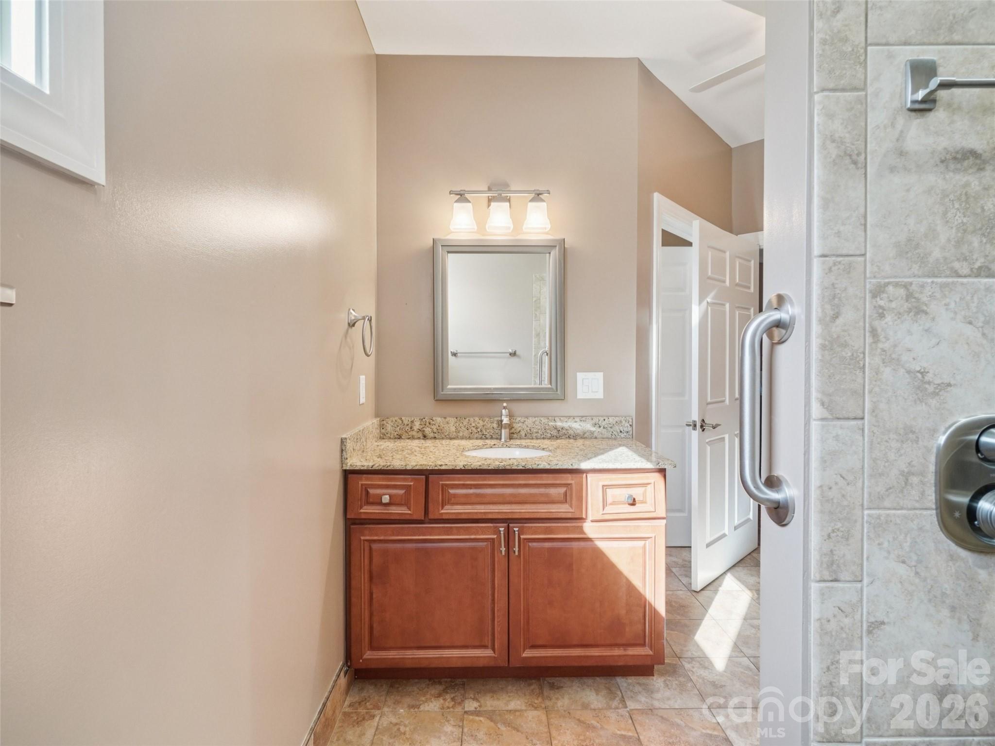 959 Silverglen Way — Hendersonville