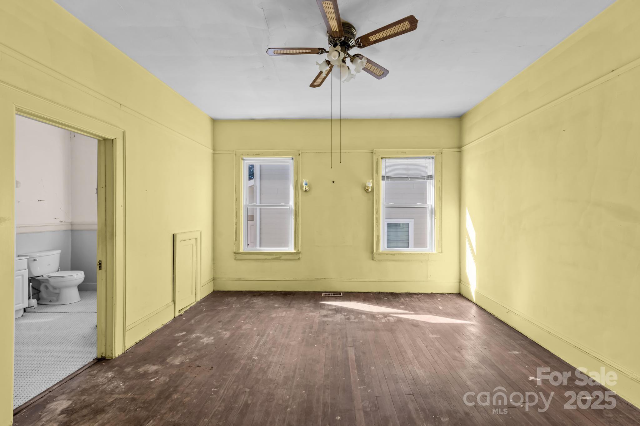 1011 Ashe Avenue NW — Lenoir