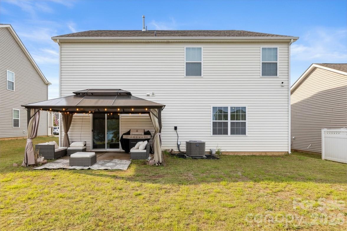 9142 Mackinaw Drive — Gastonia