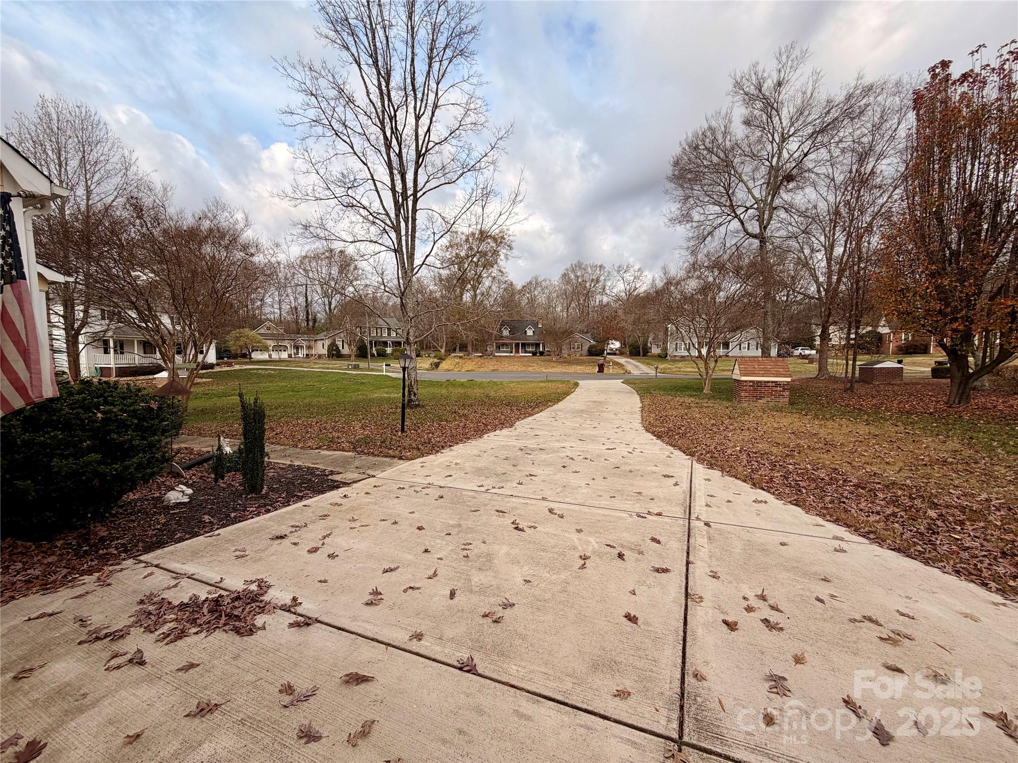 205 Willow Drive — Salisbury