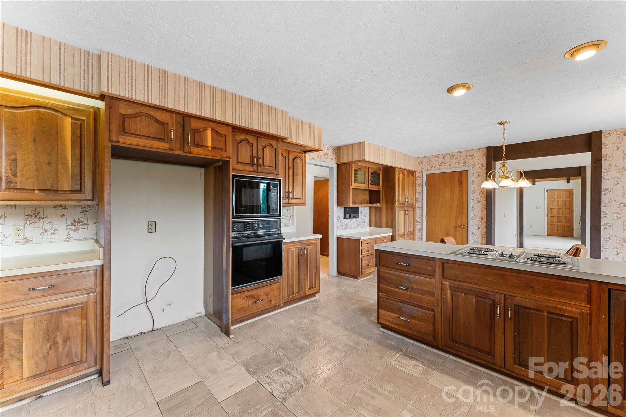 99 Odonald Road — Asheville