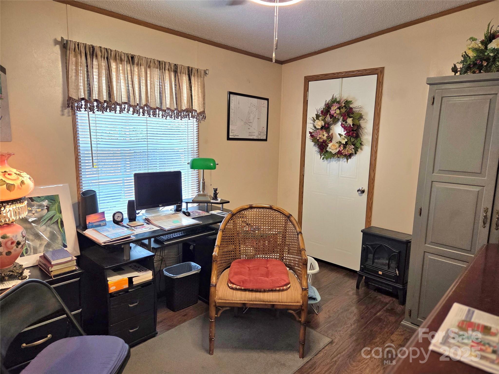 1168 Love Valley Road — Clover