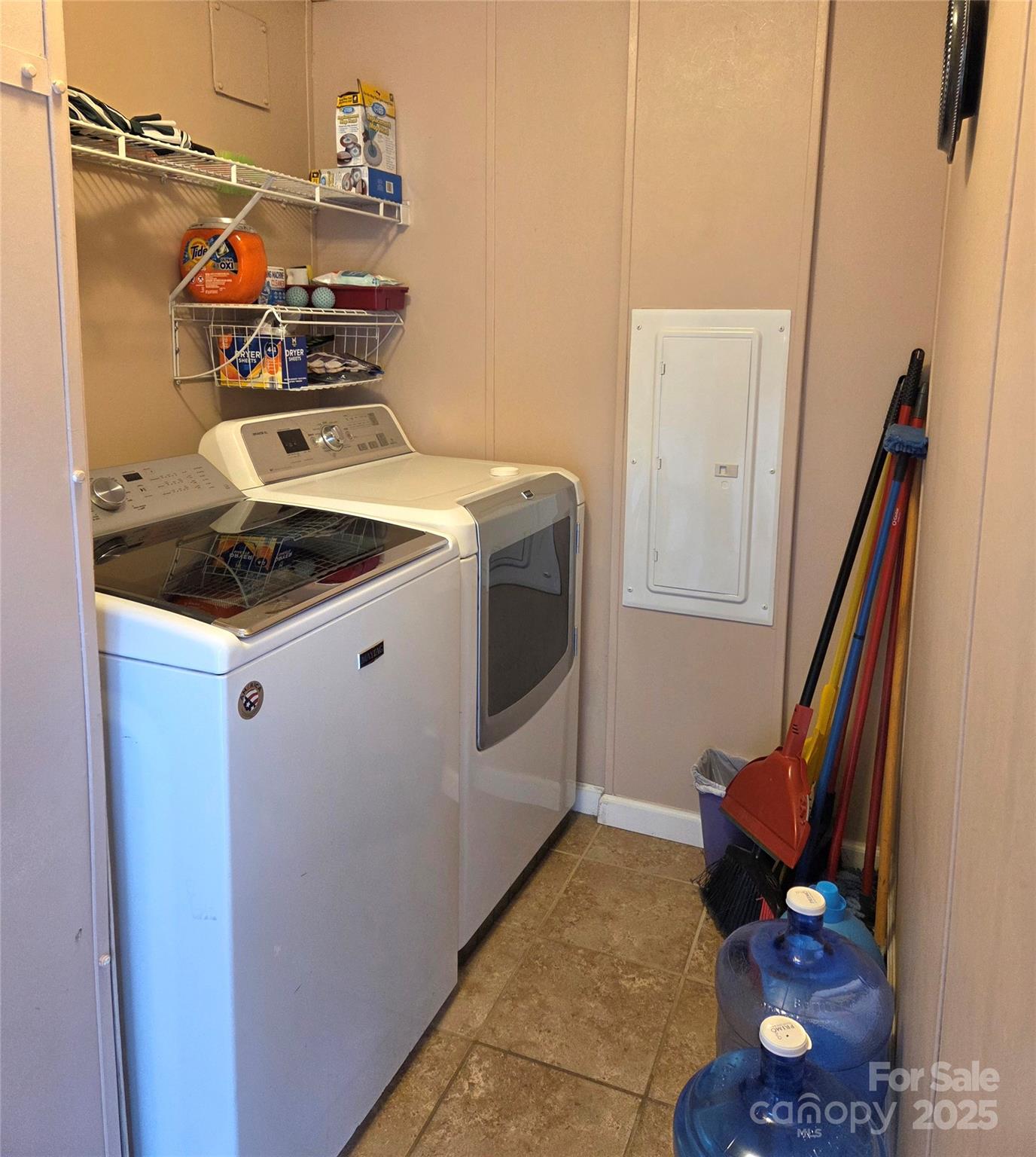 1168 Love Valley Road — Clover