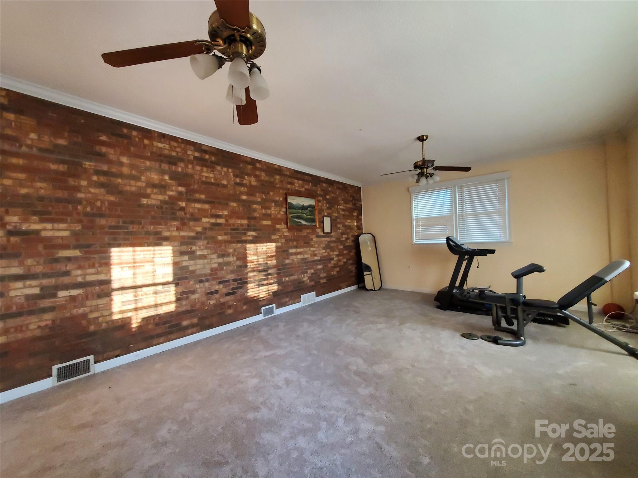 2318 Shaw Avenue — Gastonia