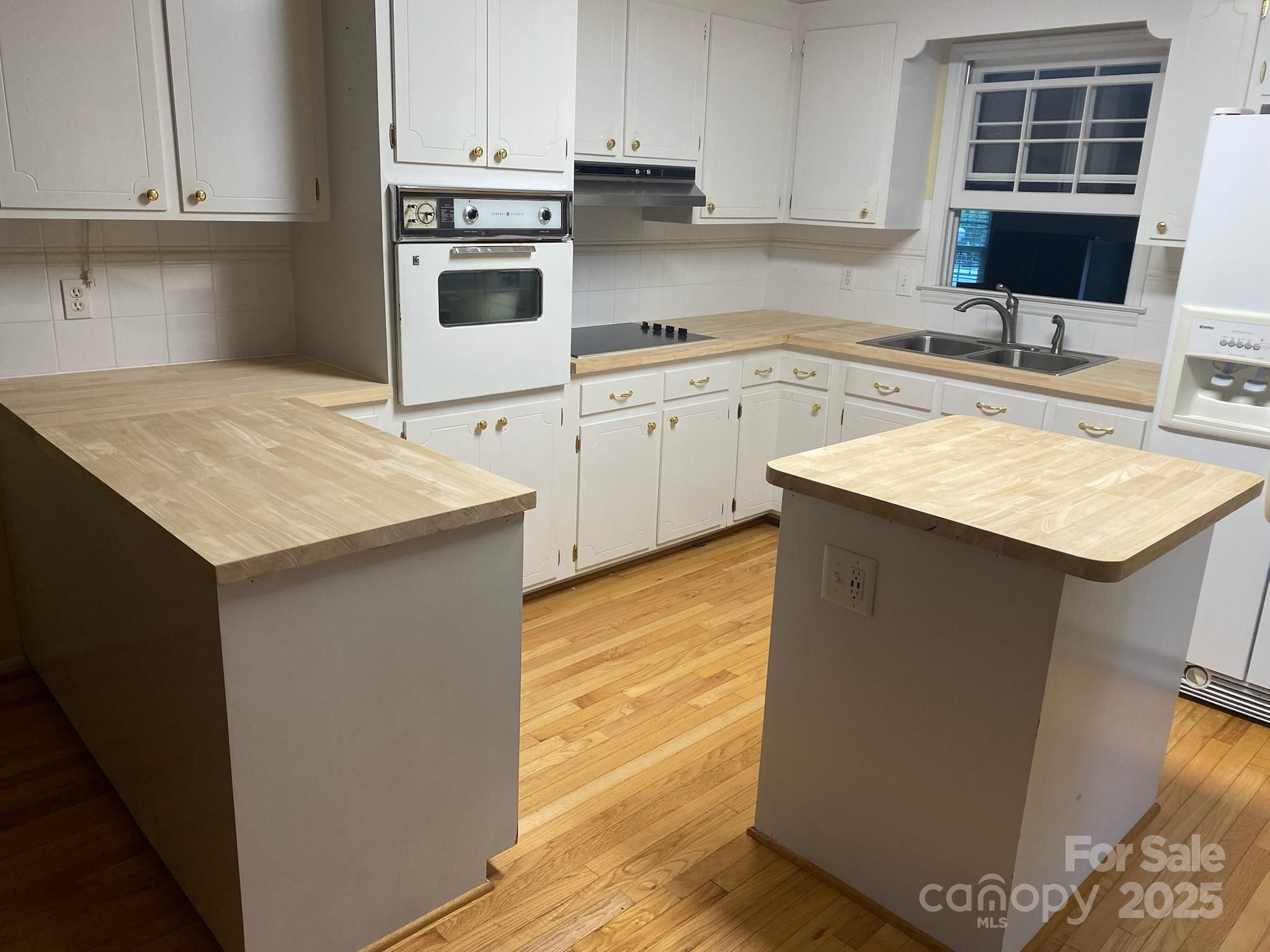 2318 Shaw Avenue — Gastonia