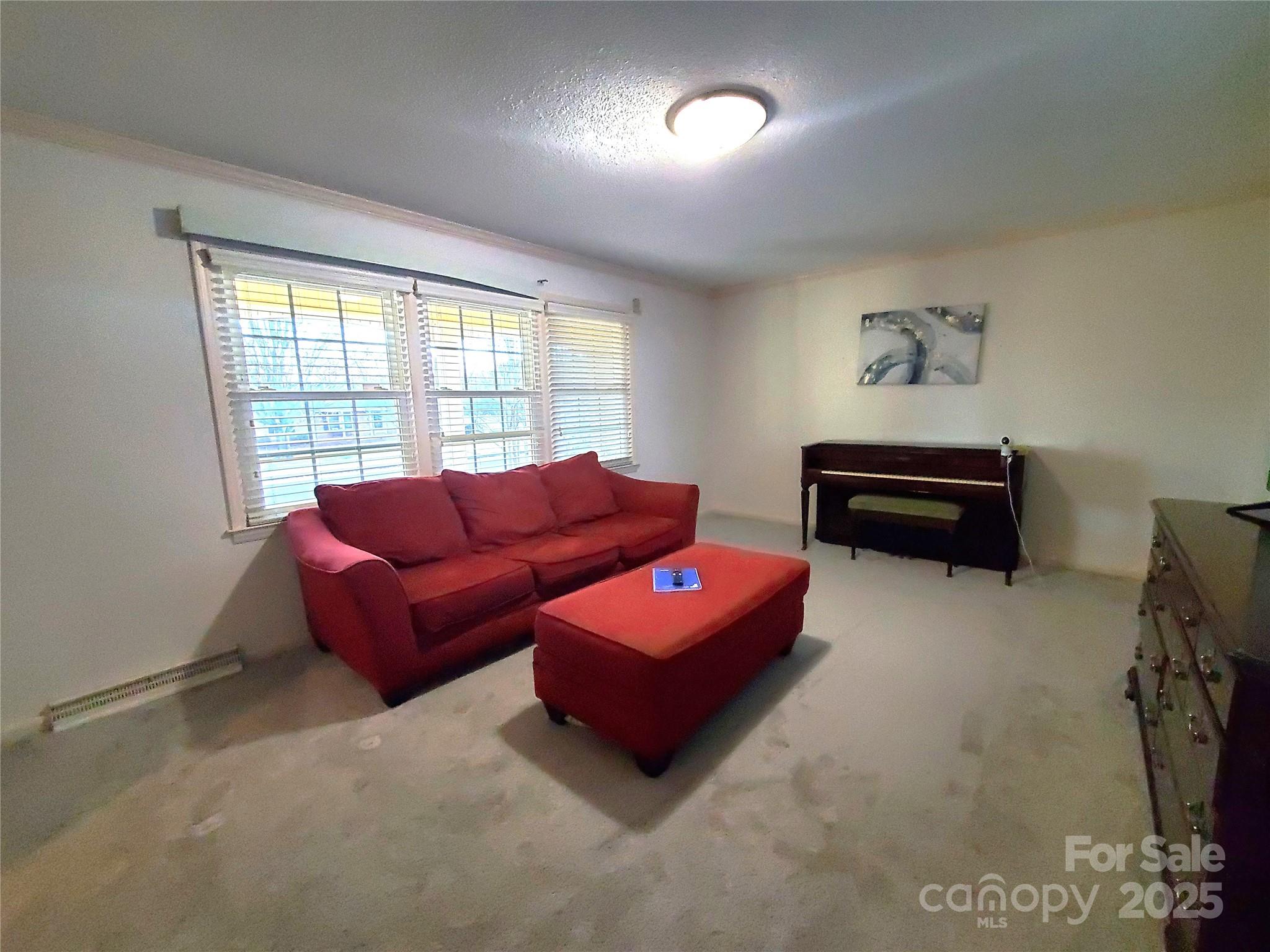 2318 Shaw Avenue — Gastonia