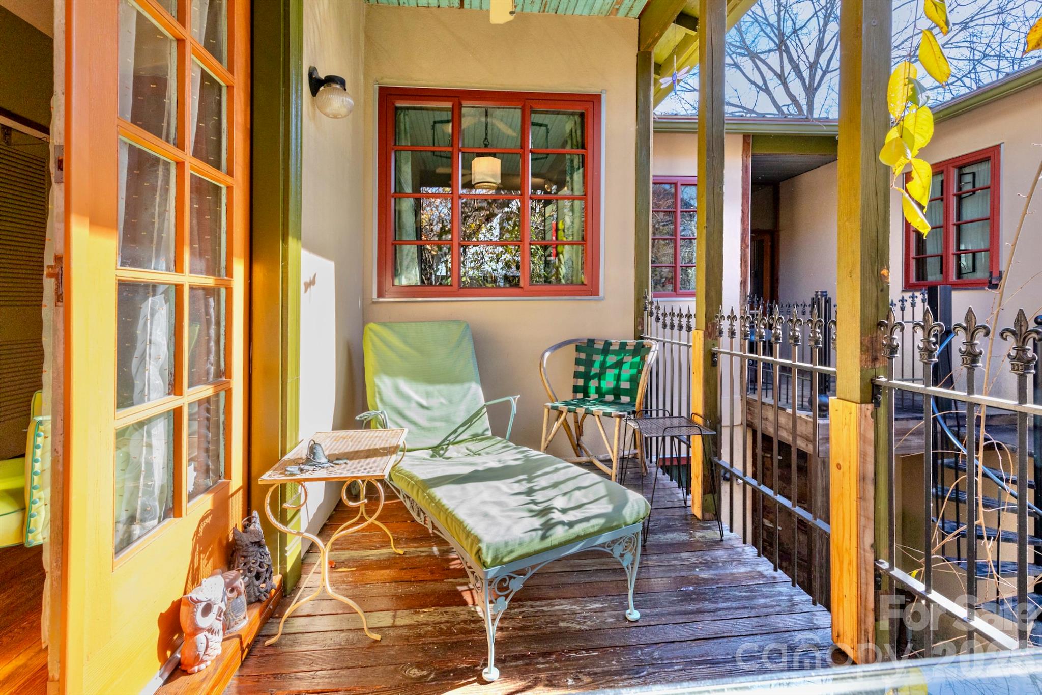 297 Hillside Street — Asheville