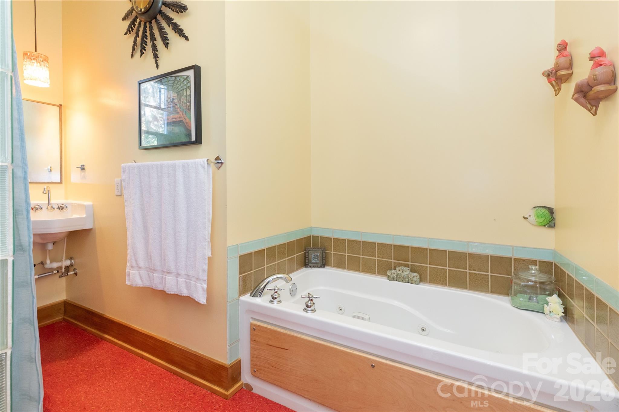 297 Hillside Street — Asheville