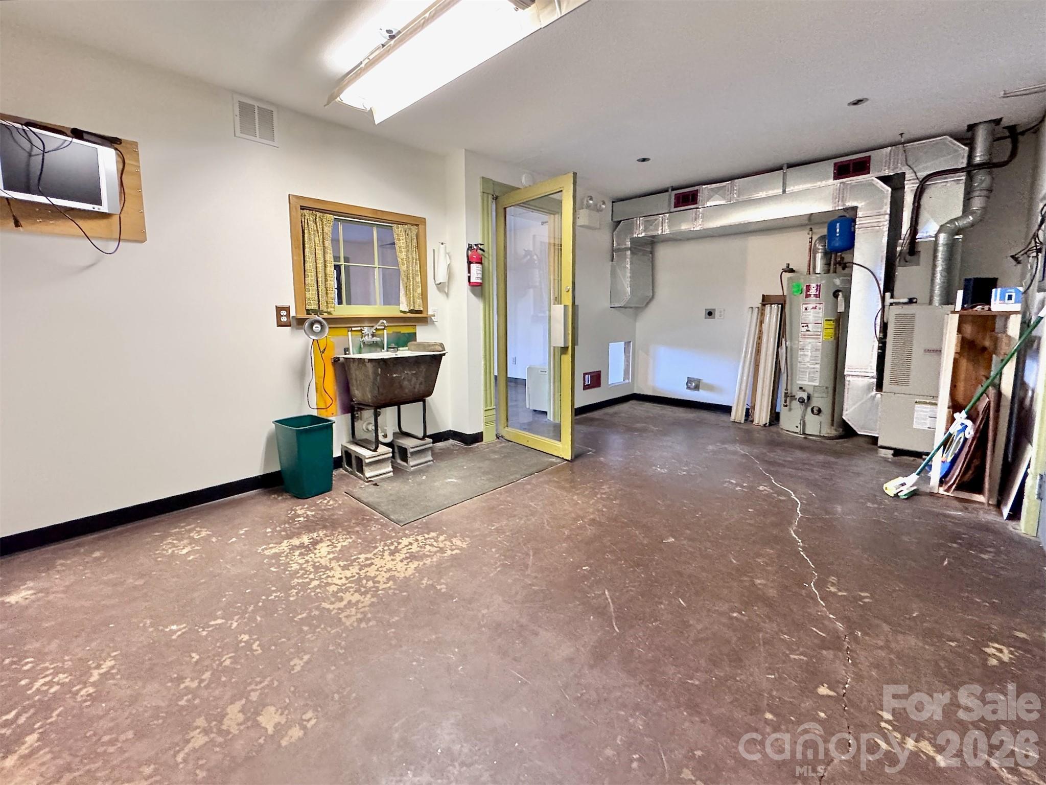 297 Hillside Street — Asheville