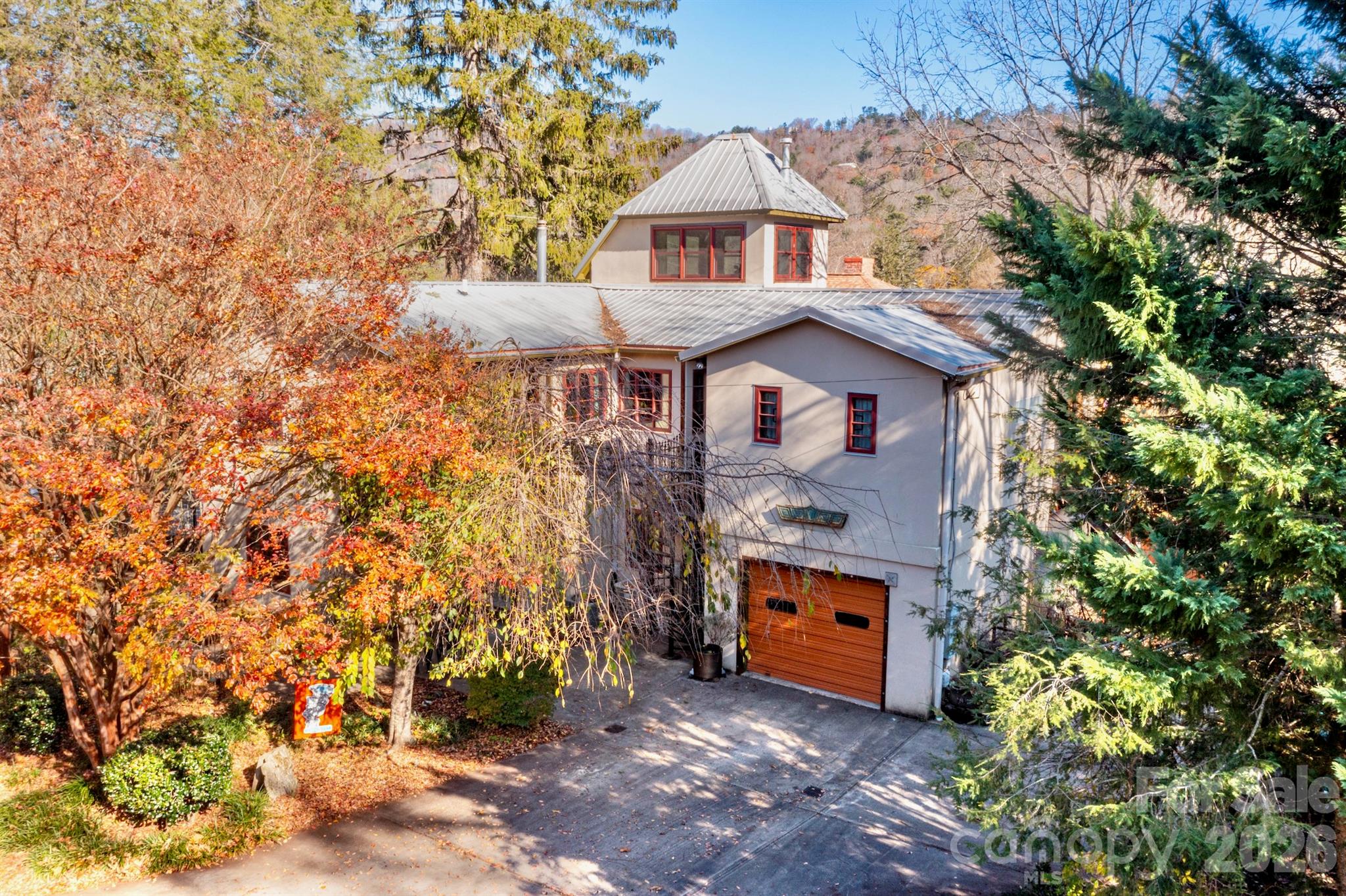 297 Hillside Street — Asheville