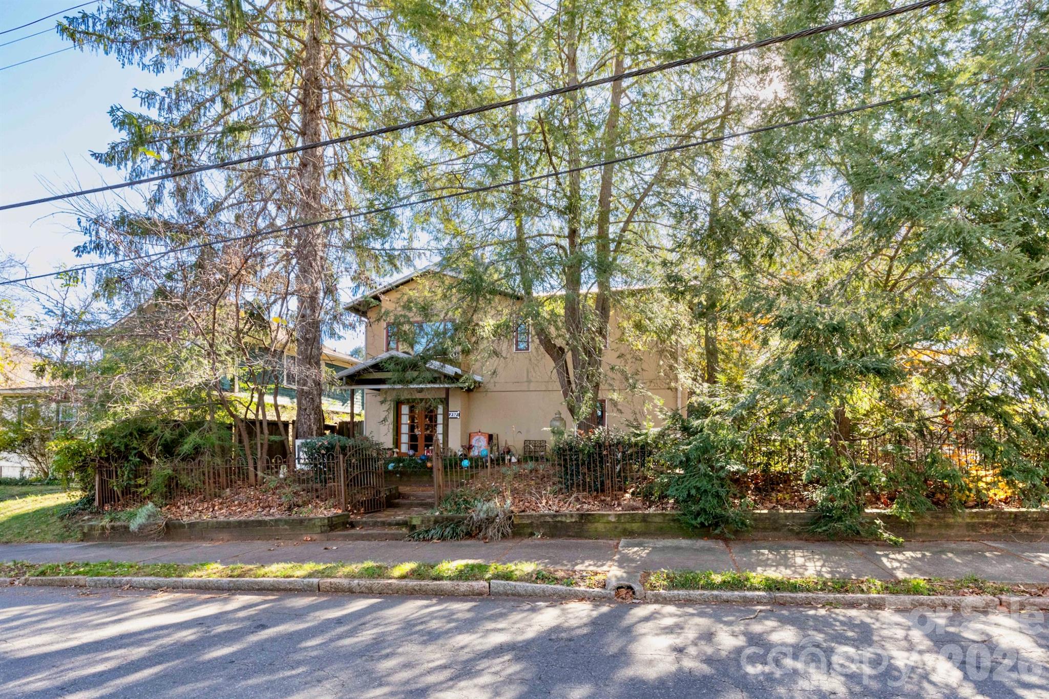 297 Hillside Street — Asheville