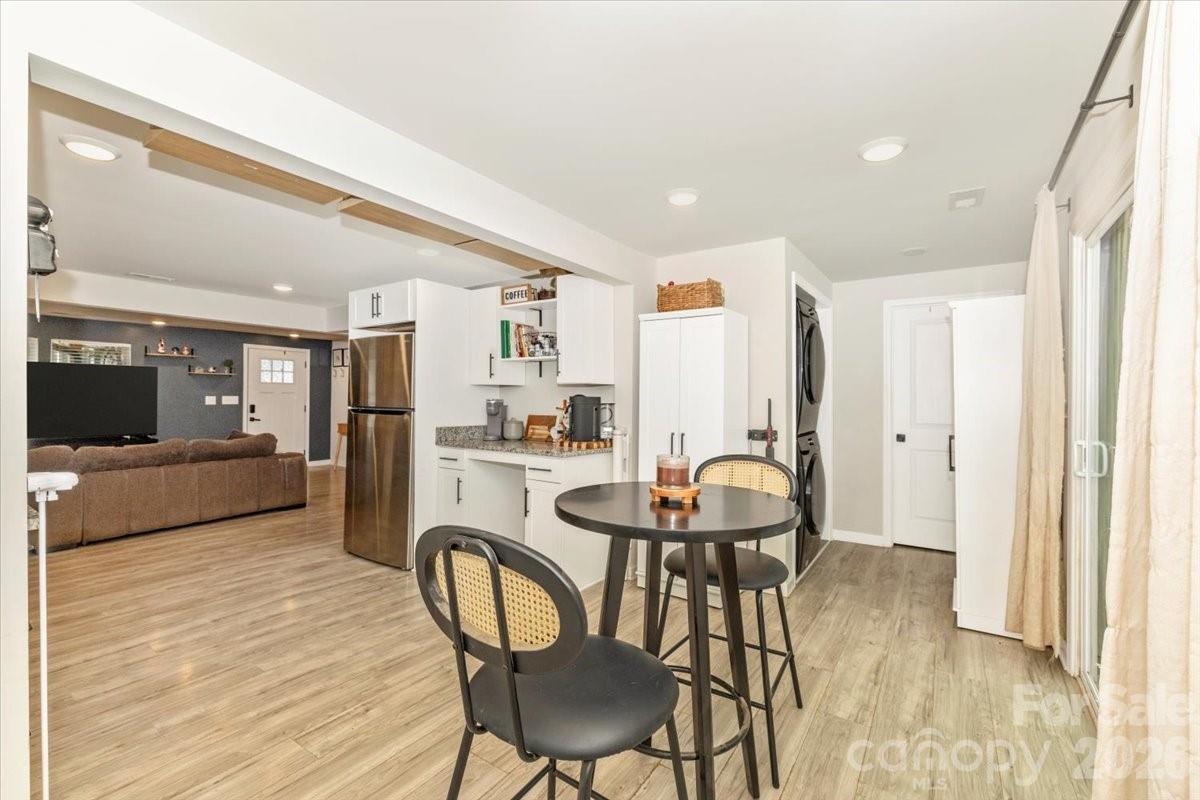 126 Laura Road — Mooresville