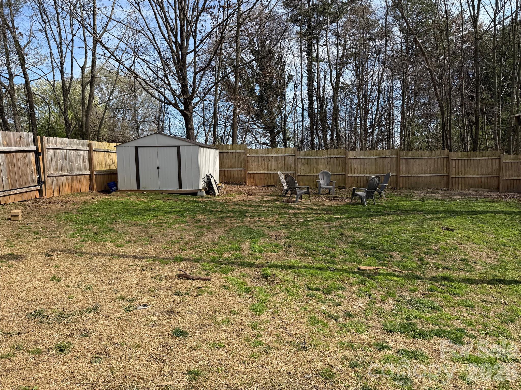 126 Laura Road — Mooresville