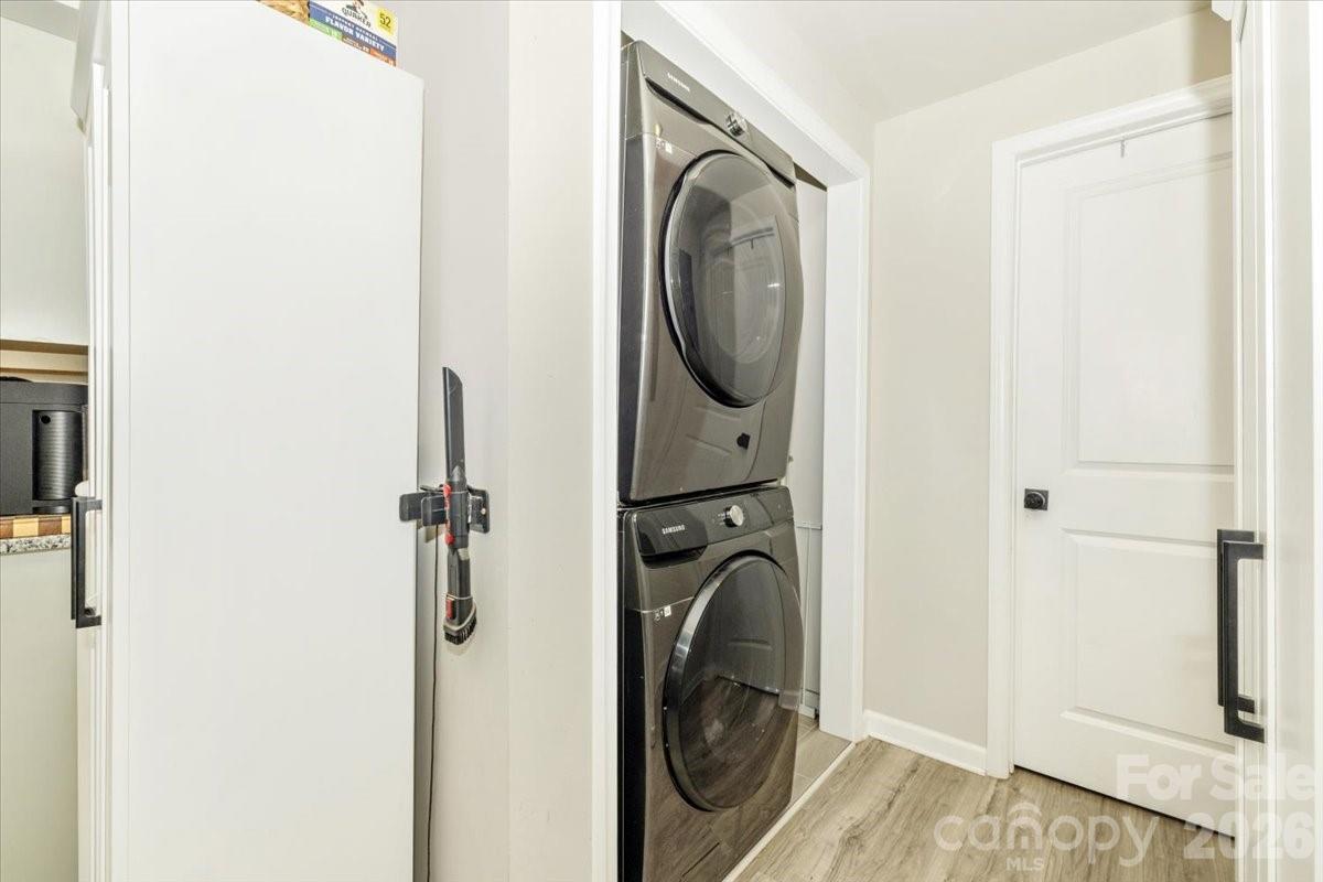 126 Laura Road — Mooresville
