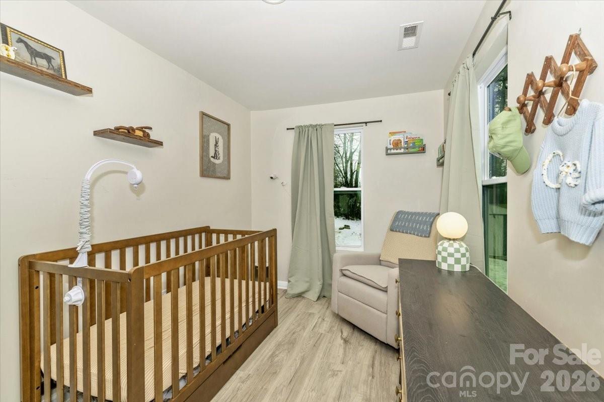 126 Laura Road — Mooresville