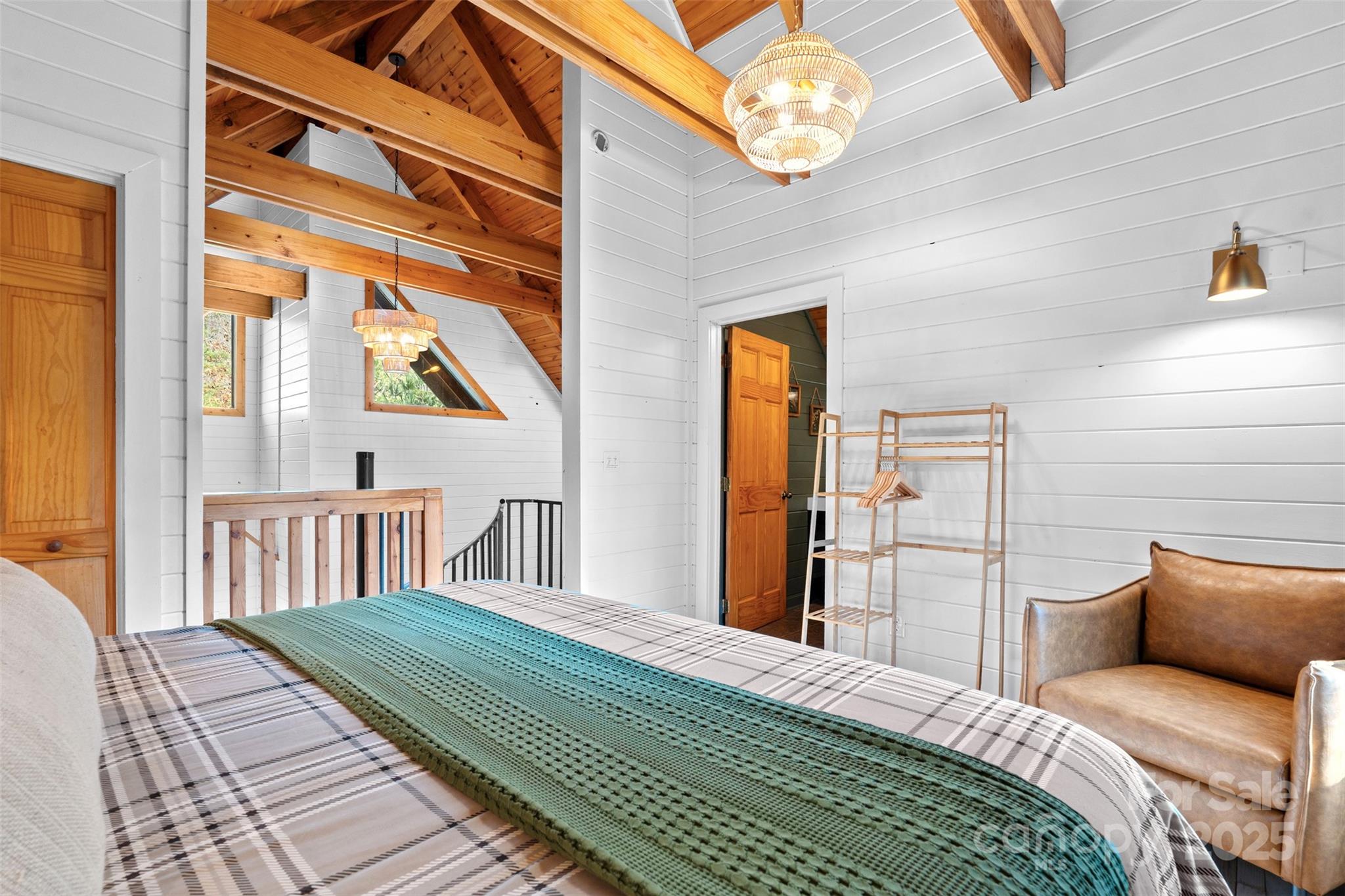 100 Bear Den Mountain View Drive — Spruce Pine