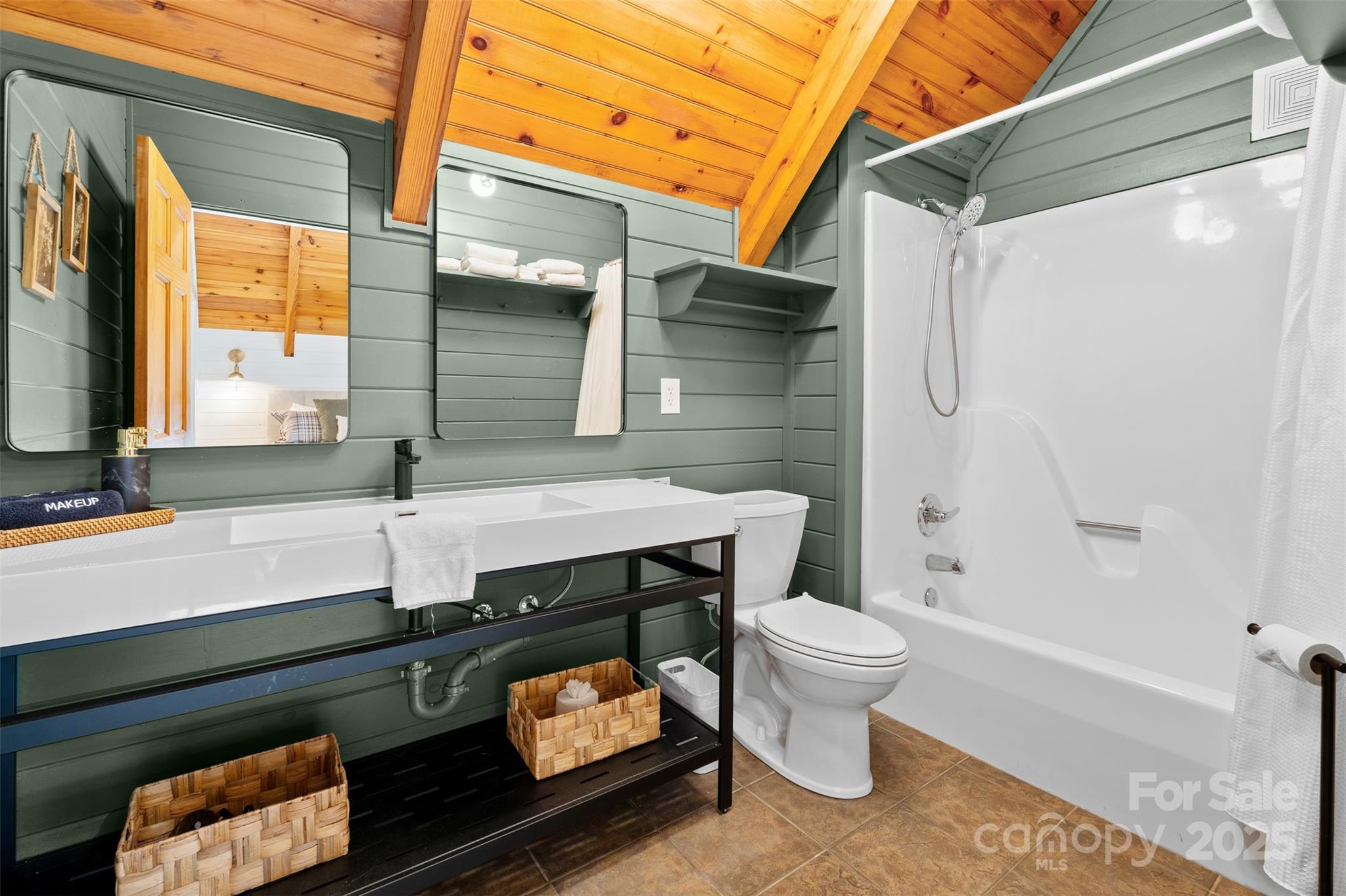100 Bear Den Mountain View Drive — Spruce Pine