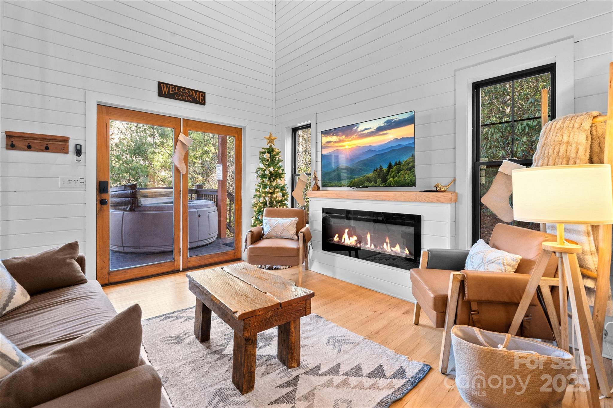 100 Bear Den Mountain View Drive — Spruce Pine
