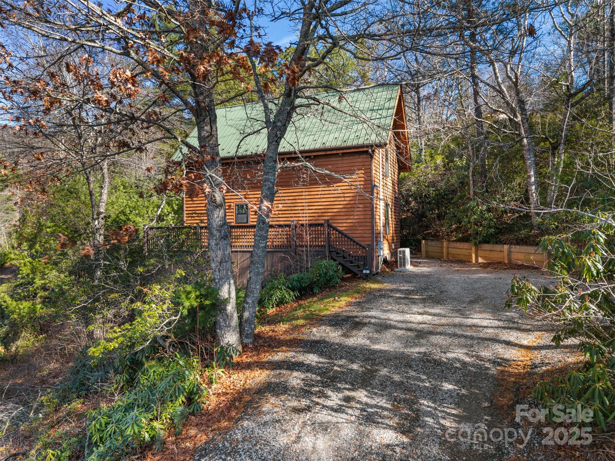 100 Bear Den Mountain View Drive — Spruce Pine