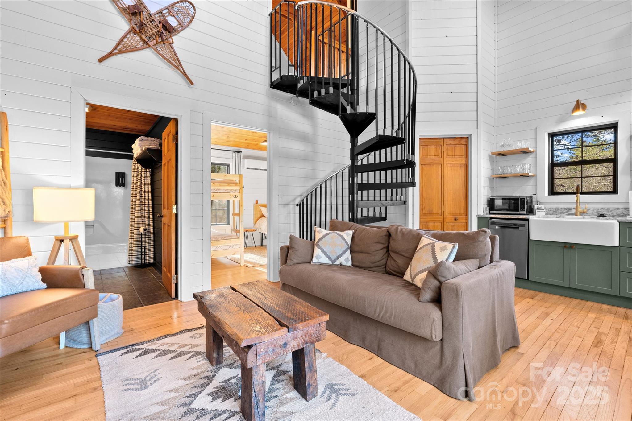 100 Bear Den Mountain View Drive — Spruce Pine
