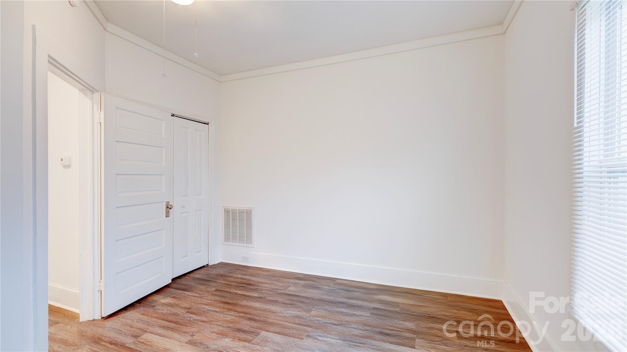 1003 N Cannon Boulevard — Kannapolis