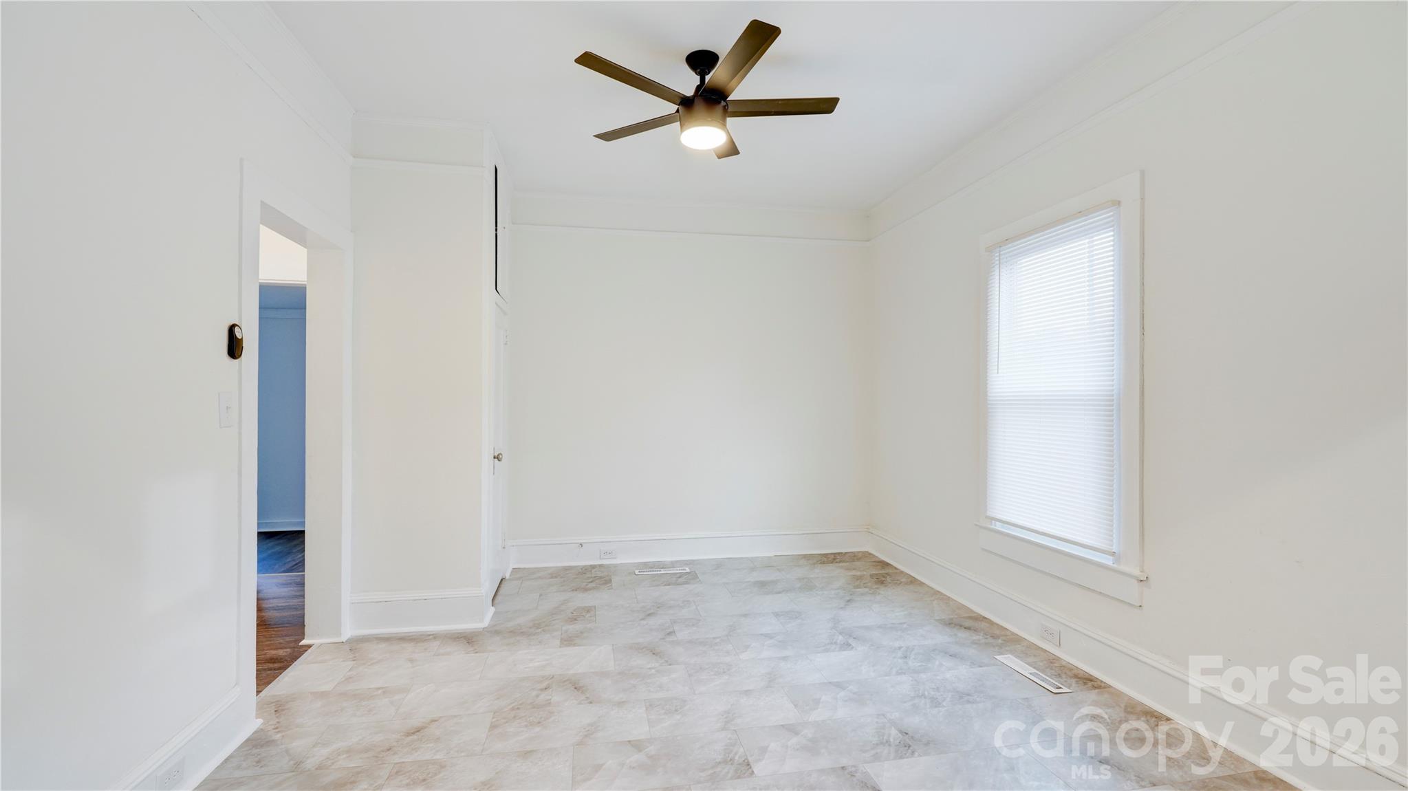 1003 N Cannon Boulevard — Kannapolis