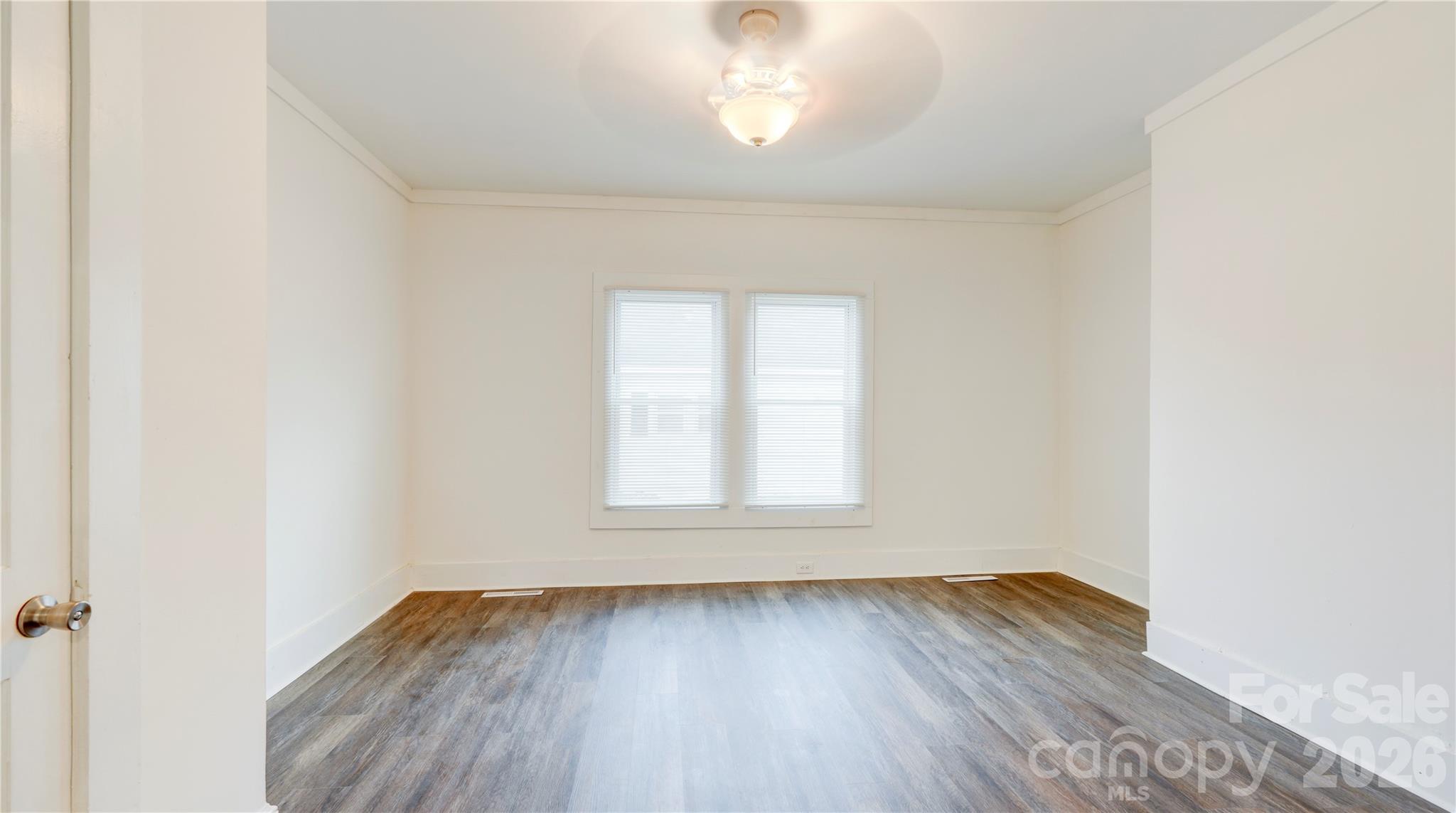 1003 N Cannon Boulevard — Kannapolis