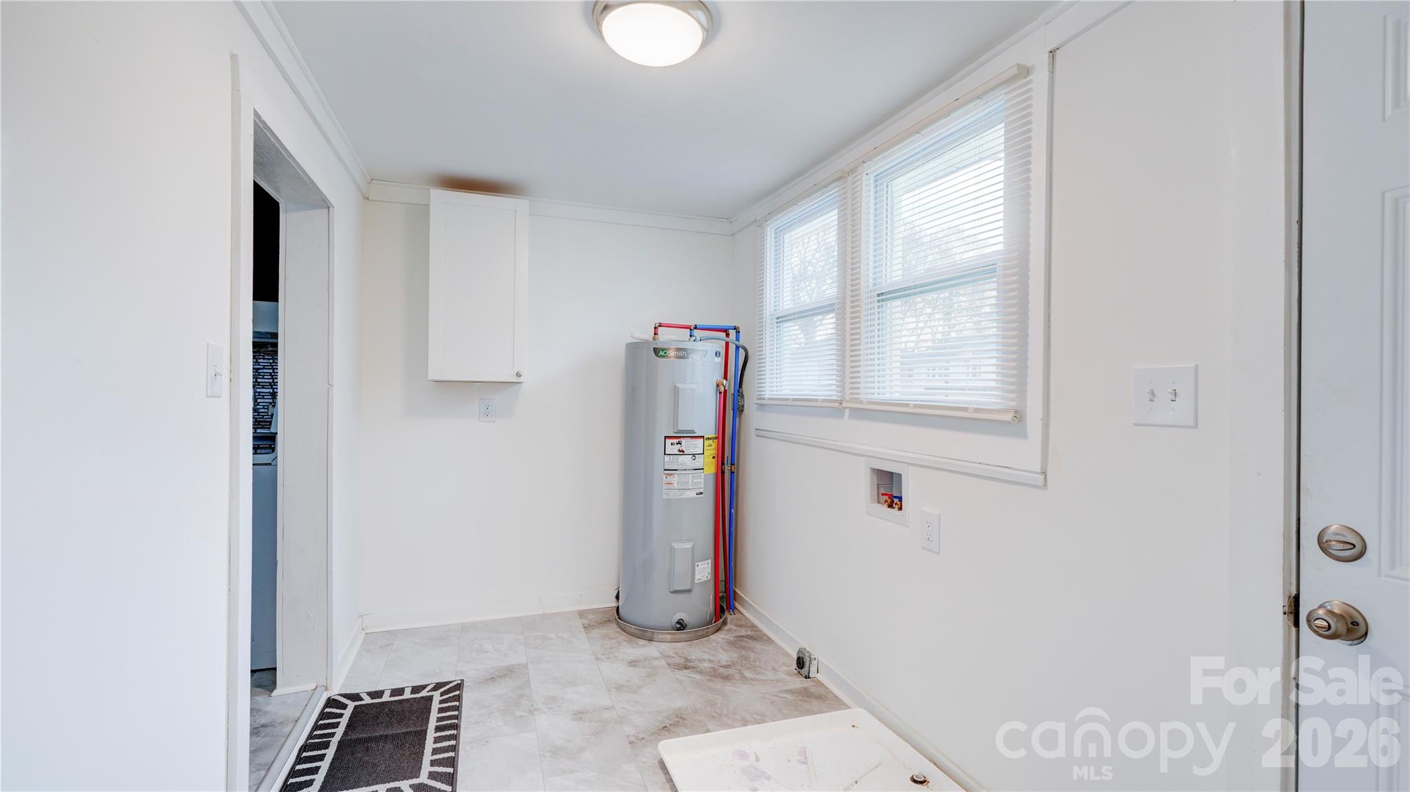 1003 N Cannon Boulevard — Kannapolis