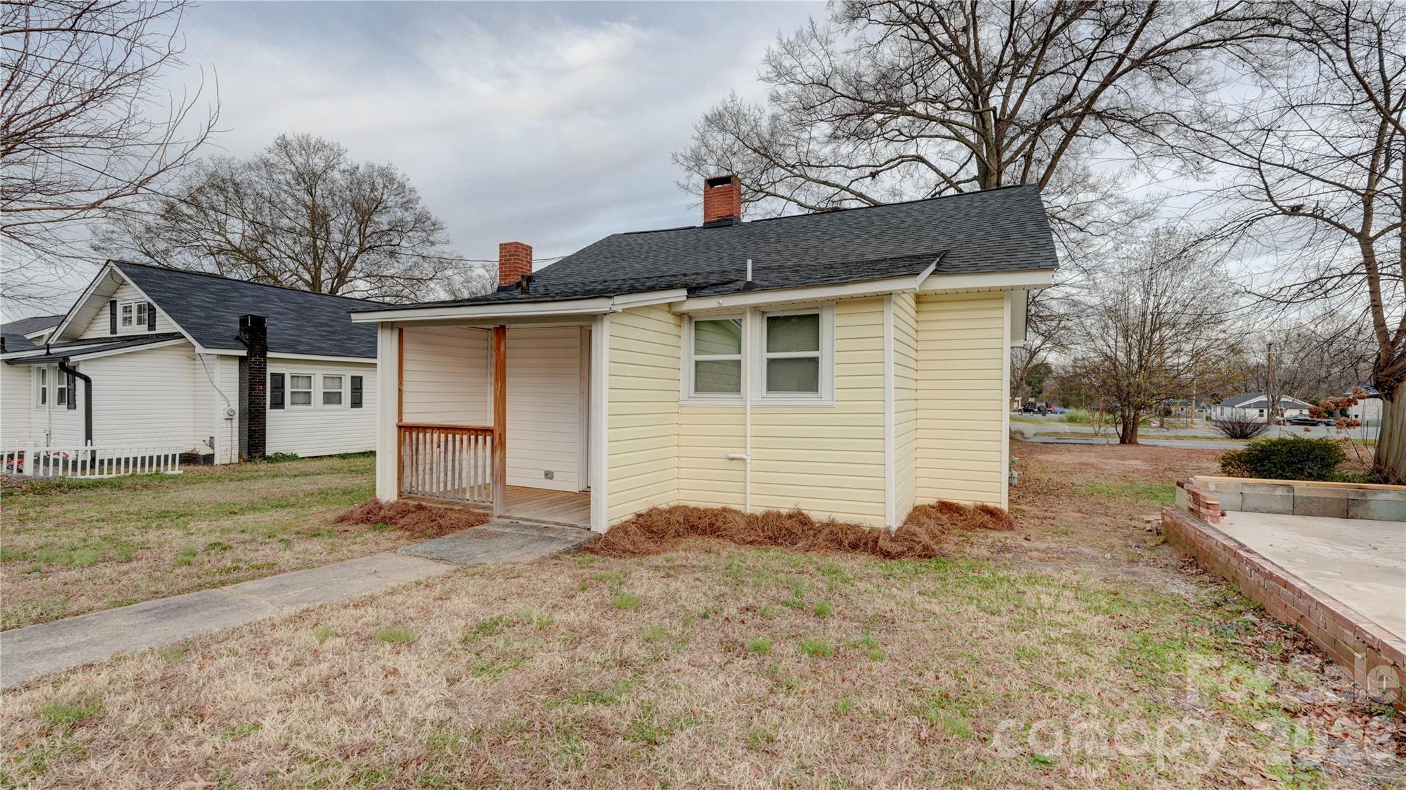 1003 N Cannon Boulevard — Kannapolis