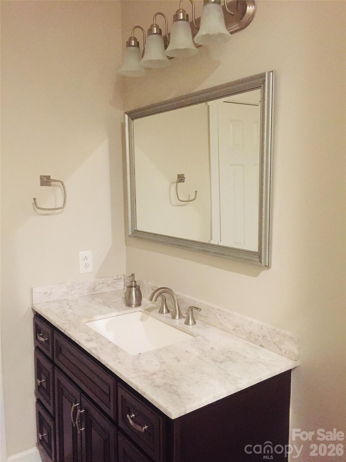 12702 Landing Green Drive — Charlotte