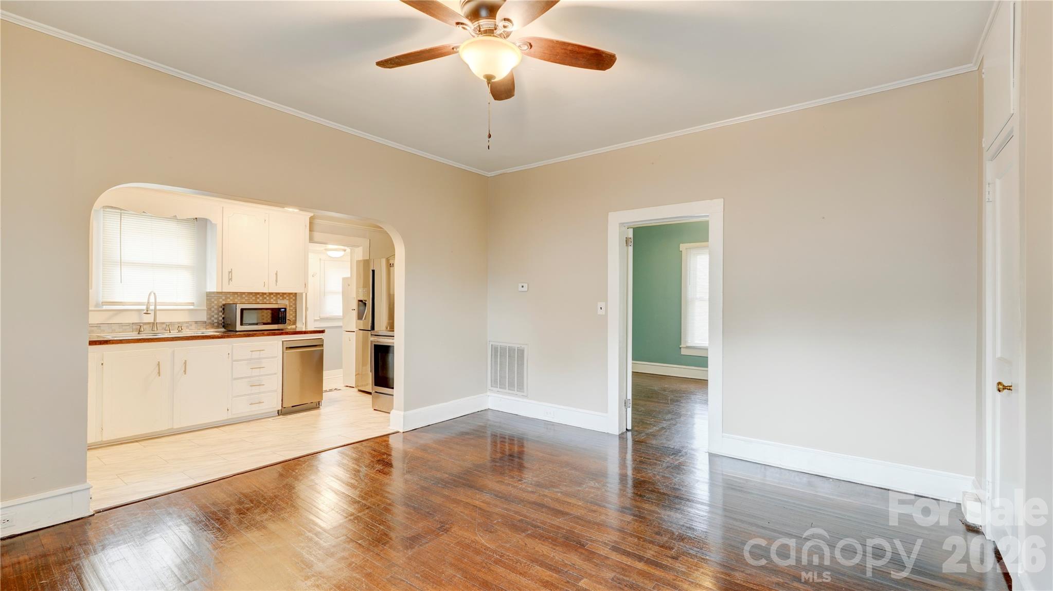 1001 N Cannon Boulevard — Kannapolis