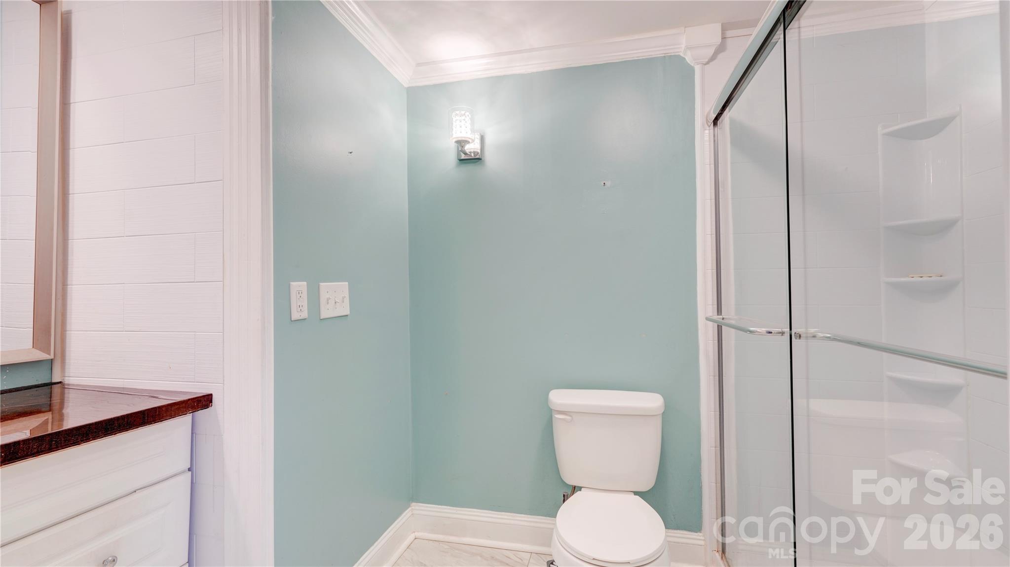 1001 N Cannon Boulevard — Kannapolis