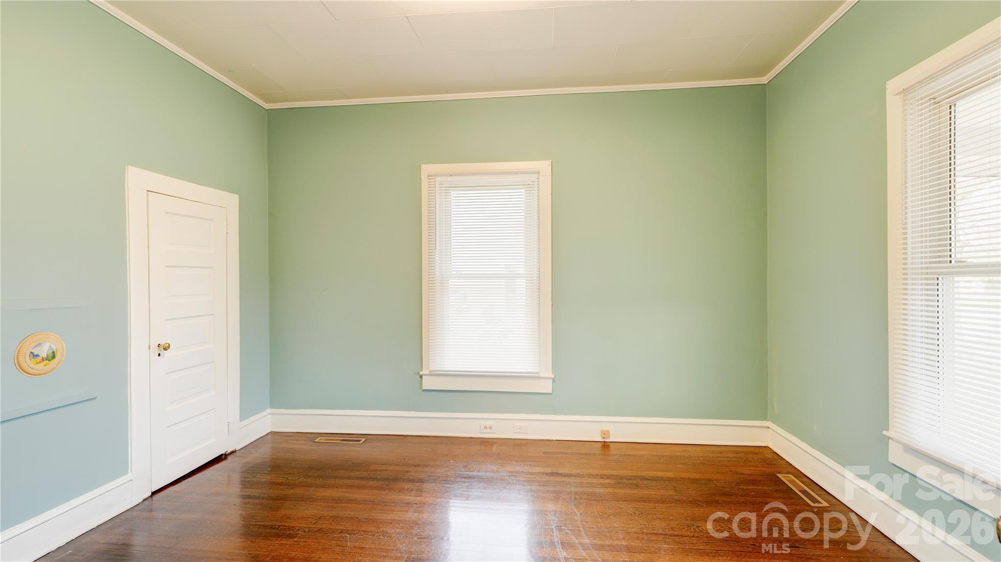 1001 N Cannon Boulevard — Kannapolis