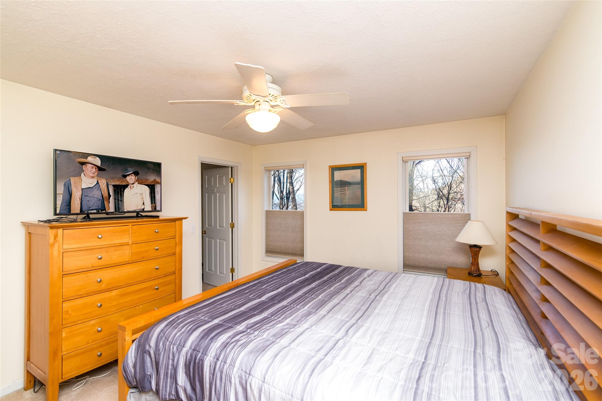 194 Ridgeview Drive — Whittier