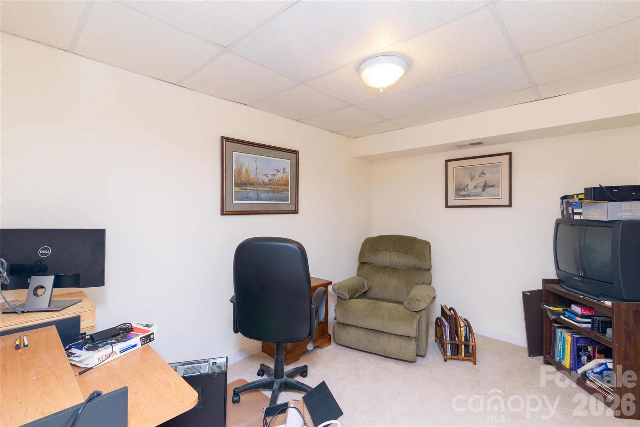 194 Ridgeview Drive — Whittier