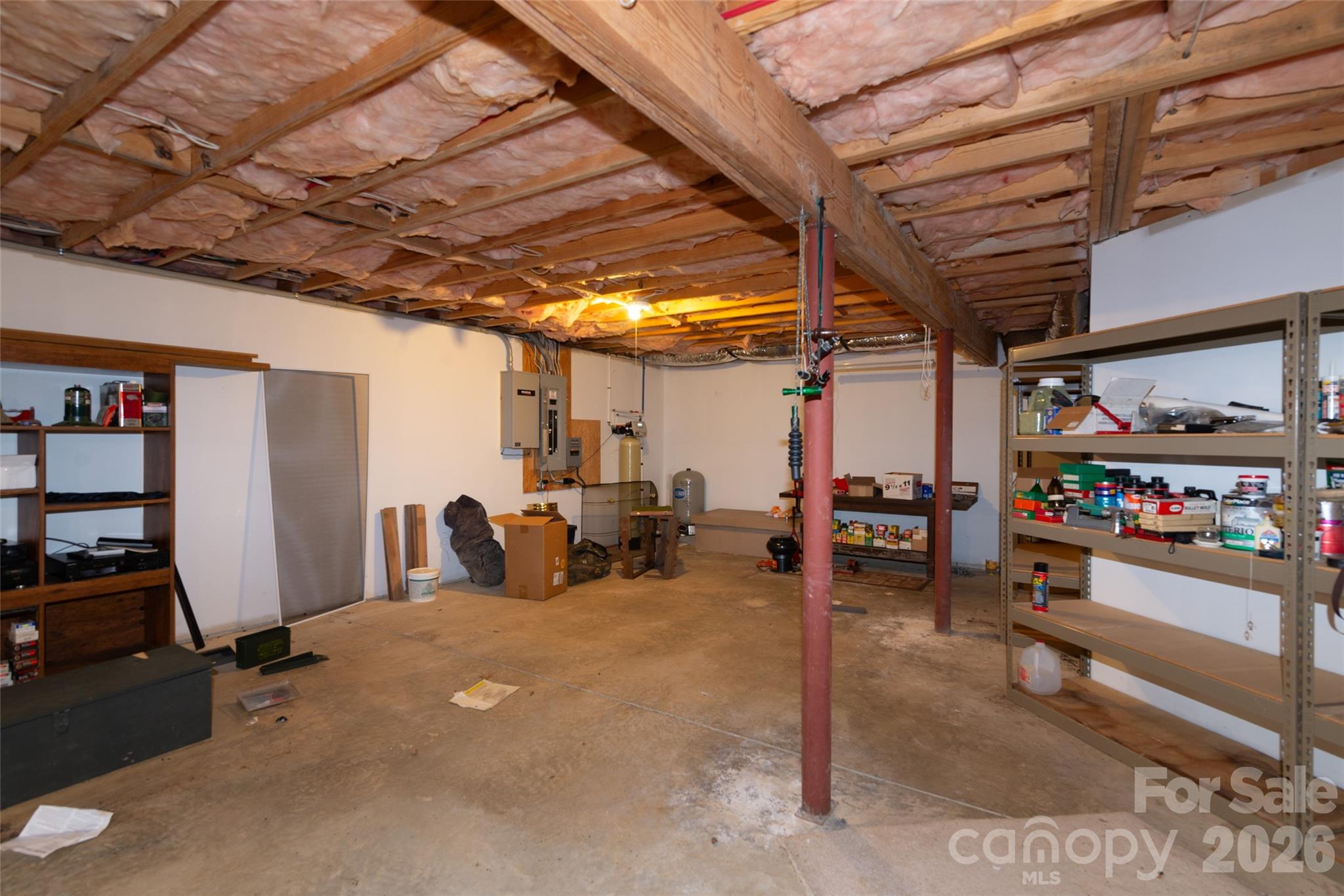194 Ridgeview Drive — Whittier
