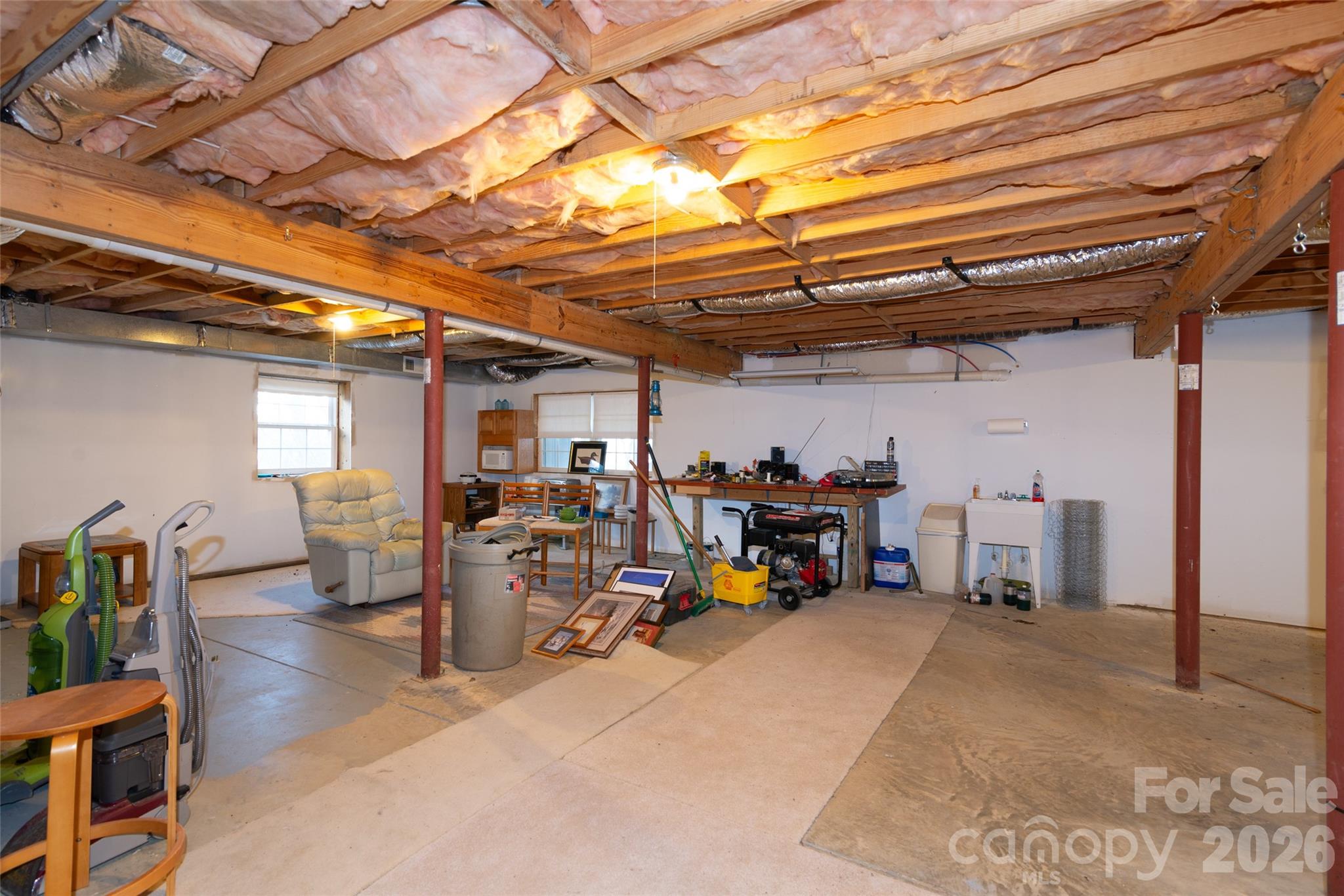 194 Ridgeview Drive — Whittier