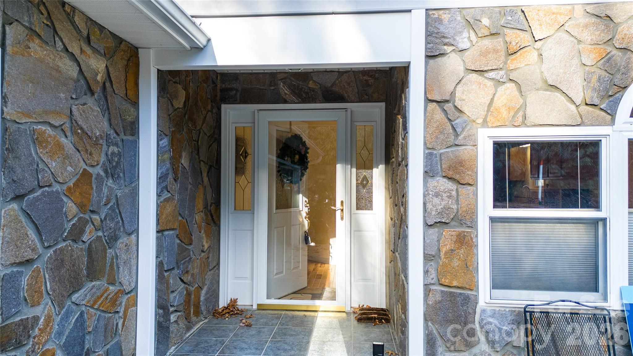 194 Ridgeview Drive — Whittier