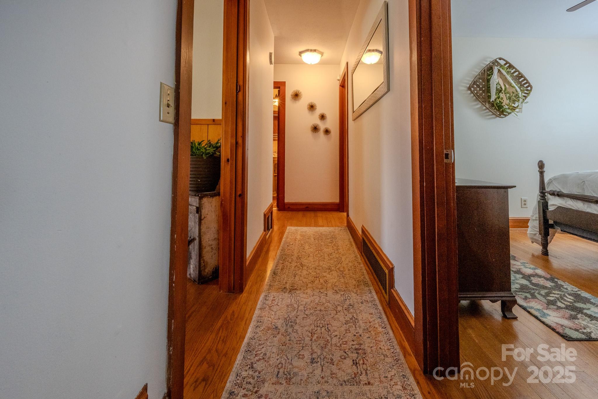 127 Reid Queen Drive — Little Switzerland