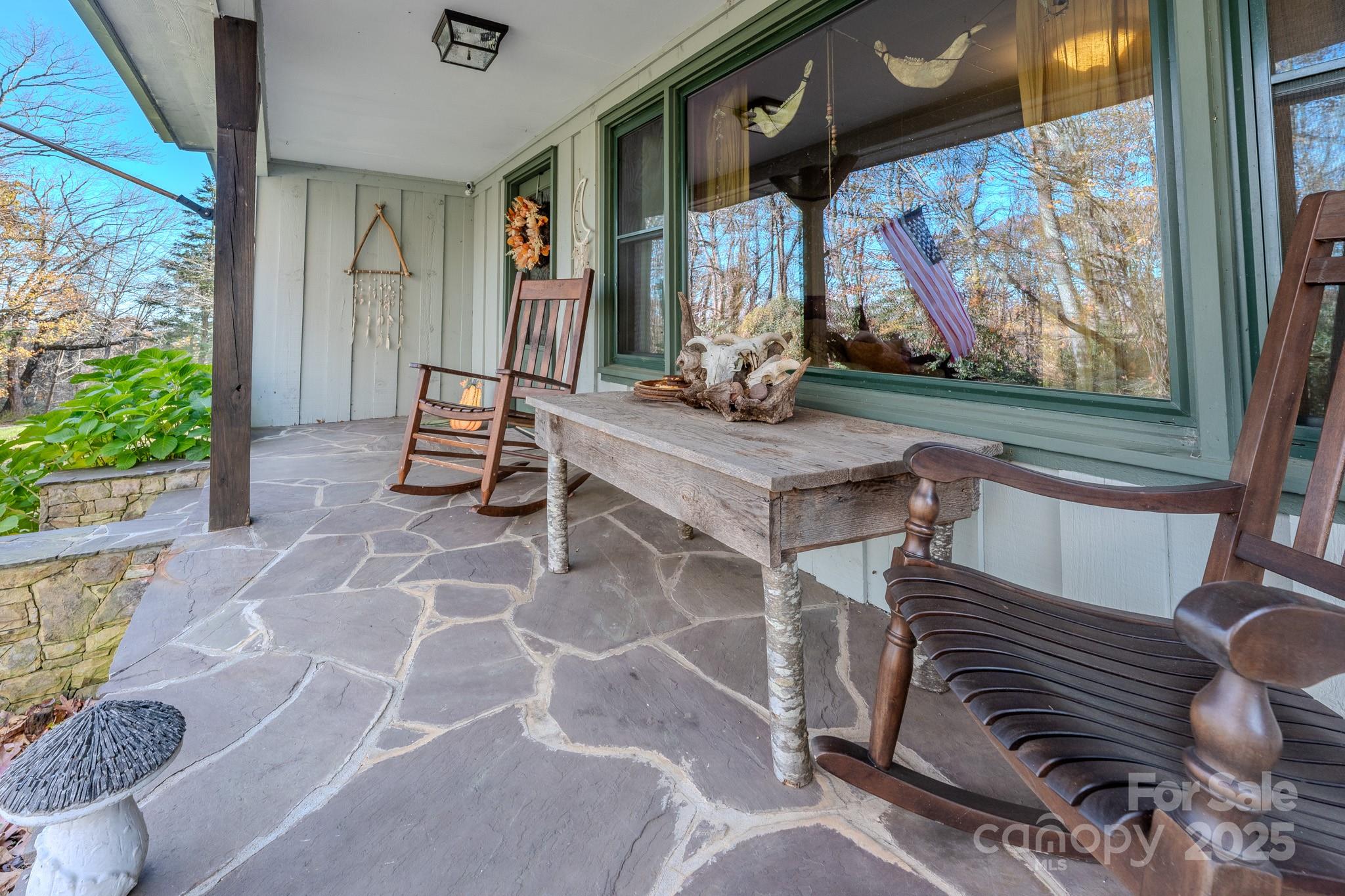 127 Reid Queen Drive — Little Switzerland