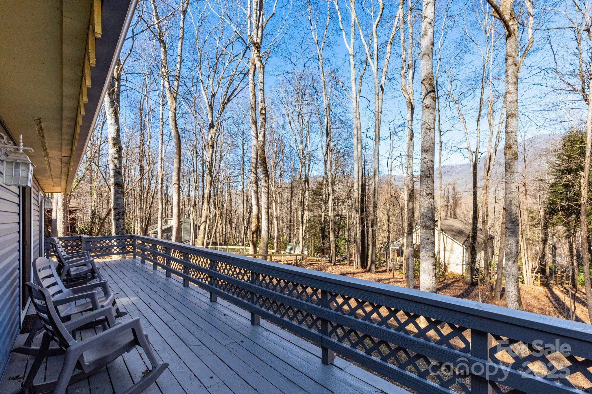 34 Oakridge Drive — Maggie Valley
