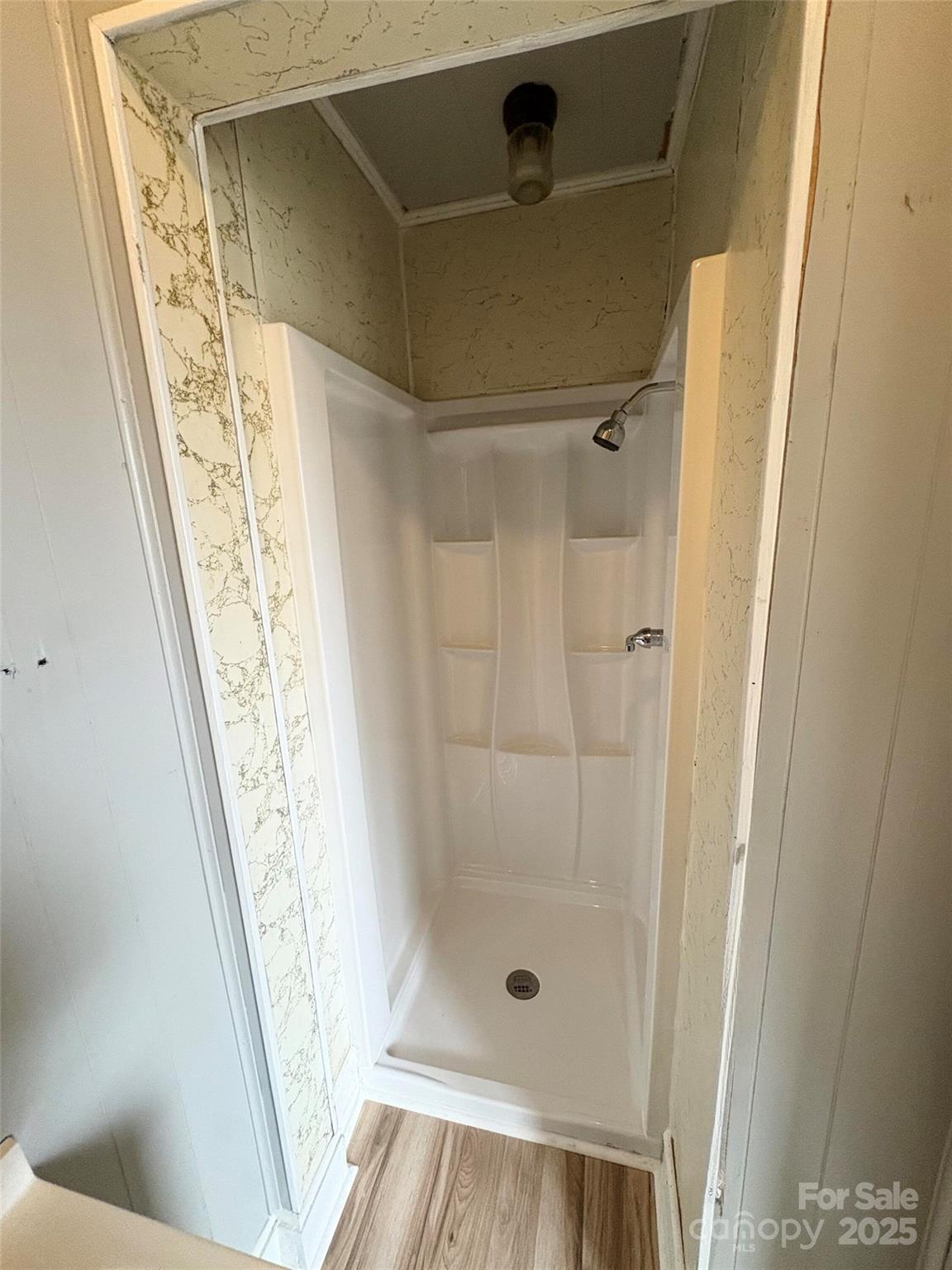 8 Maple Street — Great Falls